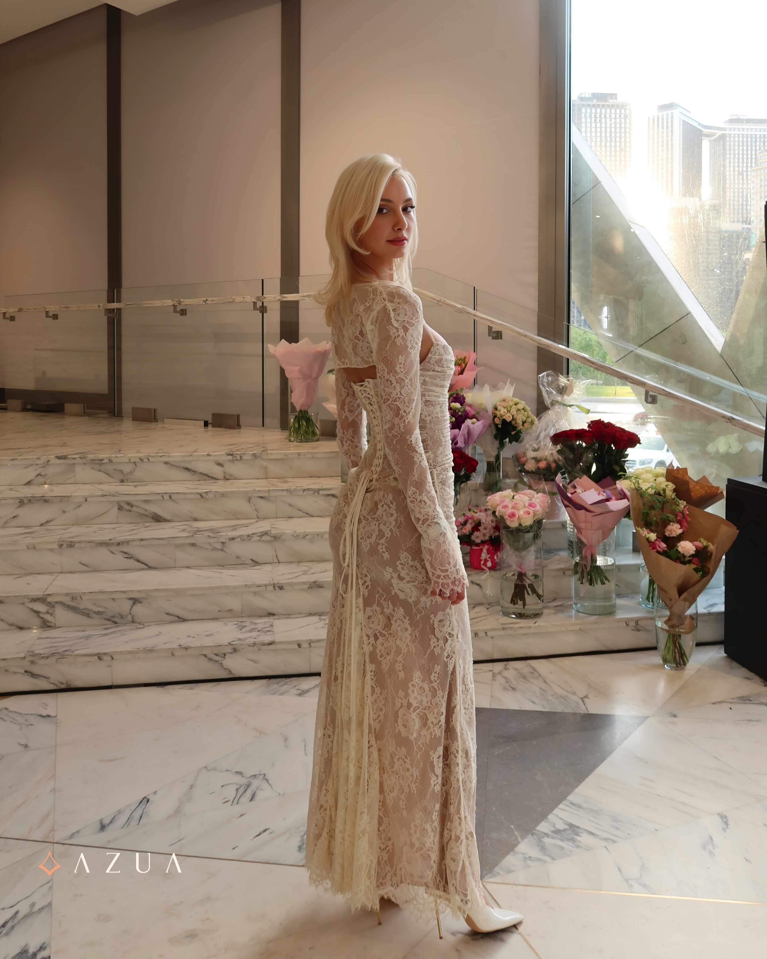 Vintage Cream Lace Maxi Dress_img_1