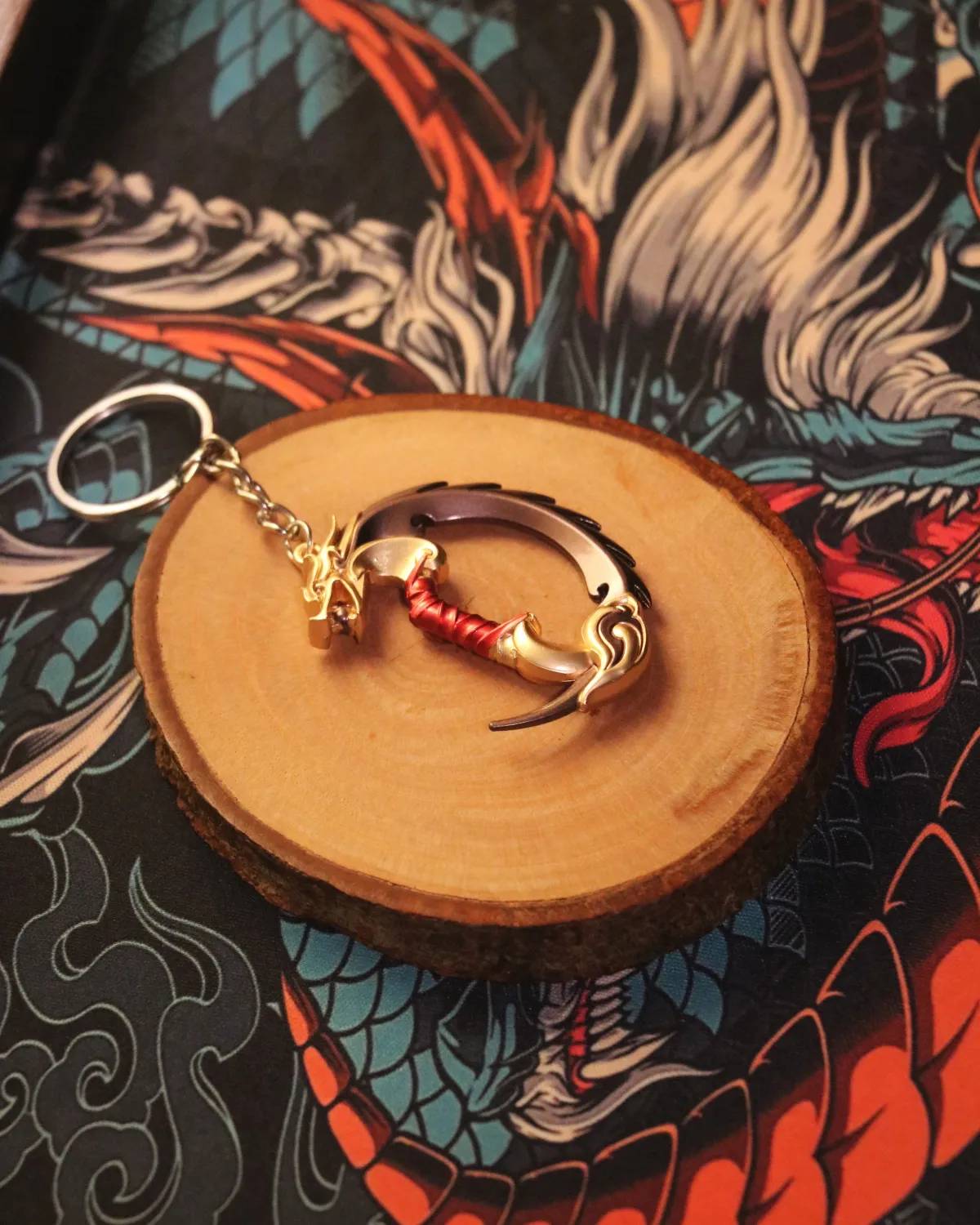 𝗠𝗘𝗧𝗔𝗟 Obsidian Blades of Imperium Keychain - Image 1