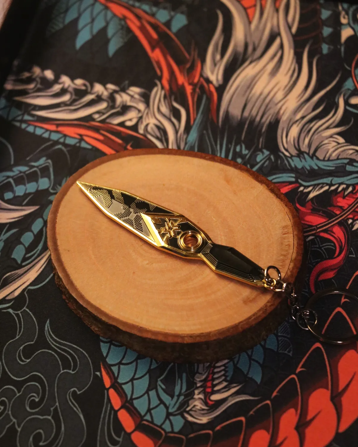𝗠𝗘𝗧𝗔𝗟 Champions Kunai Keychain - Image 1