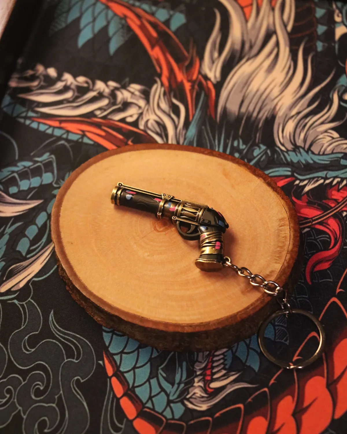 𝗠𝗘𝗧𝗔𝗟 Arcane Sheriff Keychain - Image 1