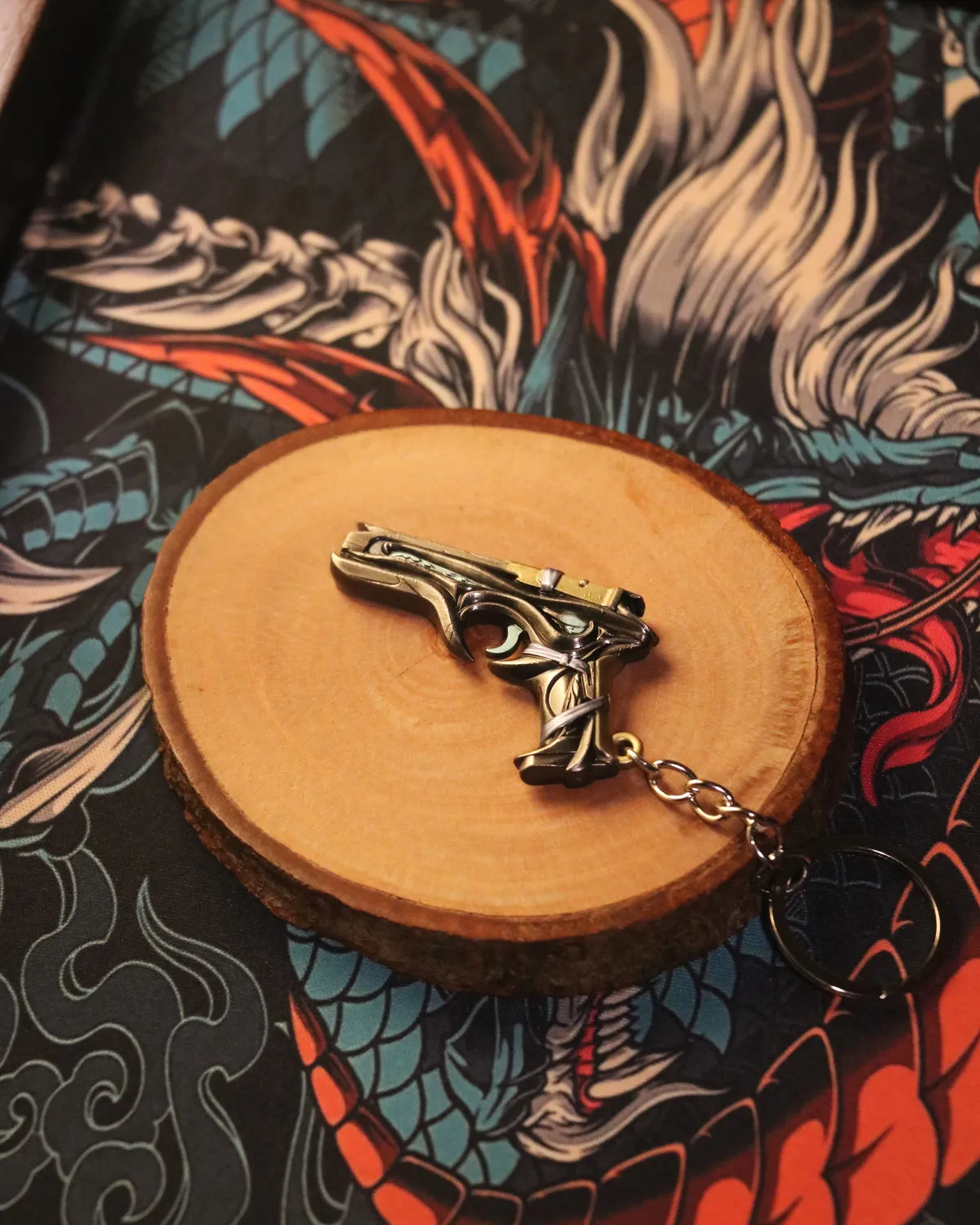 𝗠𝗘𝗧𝗔𝗟 Bound Classic Keychain - Image 1