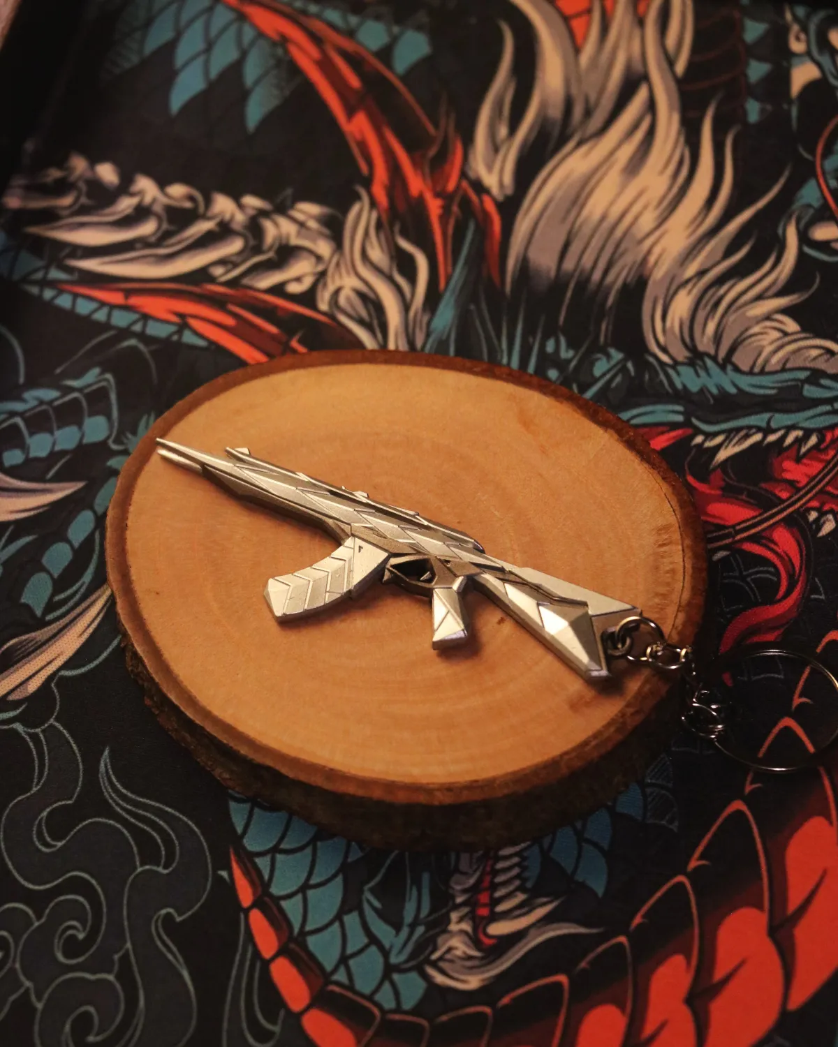 𝗠𝗘𝗧𝗔𝗟 Silver Araxys Vandal Keychain - Image 1