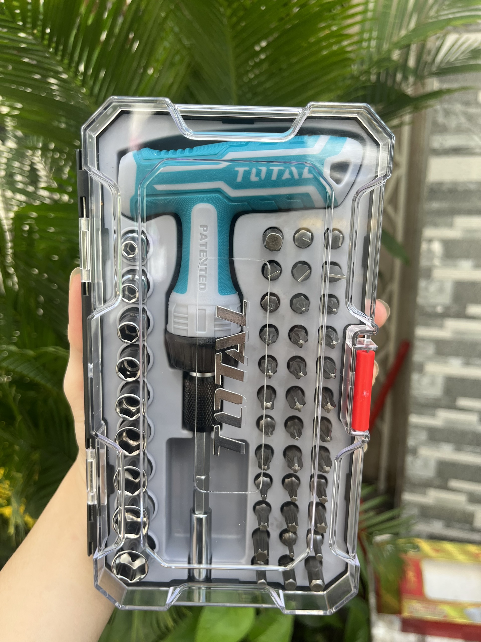 TOTAL TACSD30476 47 Pcs T-Handle Wrench Screwdriver Set | Ratchet Handle | Bits & Sockets | Model: TACSD30476_img_1