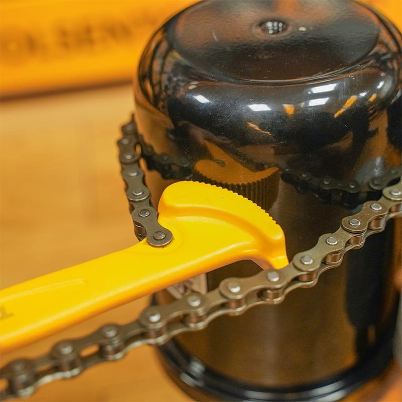 TOLSEN 10260 9″ Chain Wrench (Industrial) | 225mm Handle | 500mm Chain | #45 Carbon Steel | Model: 10260_img_1