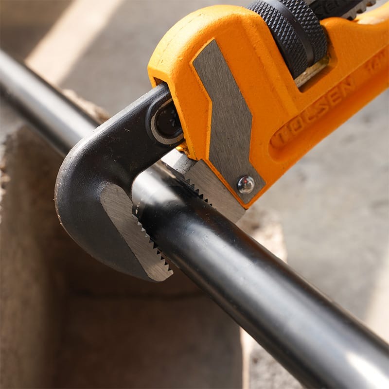 TOLSEN 10070 Pipe Wrench, 14" (350mm), Industrial Series, Dipped Handle, Max Clamping 50mm | Model: 10070_img_1
