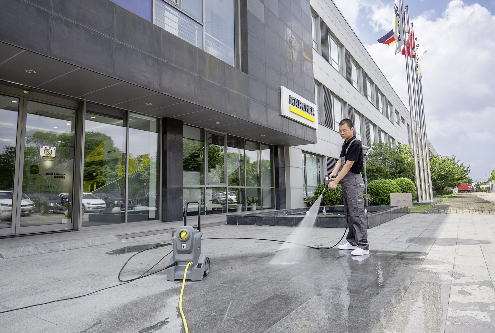 KARCHER HD 4/8 Classic Professional High Pressure Washer | Compact & Mobile | 1400W Power | 120 Bar | 400 L/h | Stock: 15209240_img_1