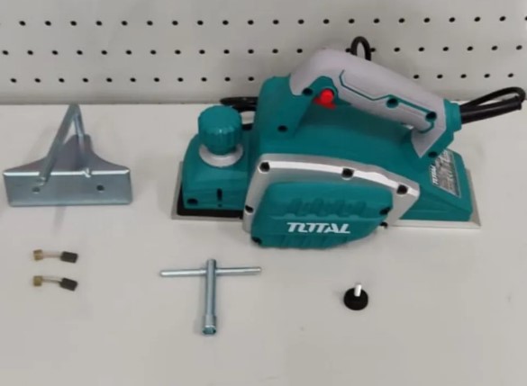 TOTAL TL7508226 Electric Planer | 750W | 82mm Planing Width | 17,000 RPM | Heavy-Duty Aluminium Base | Model: TL7508226_img_3