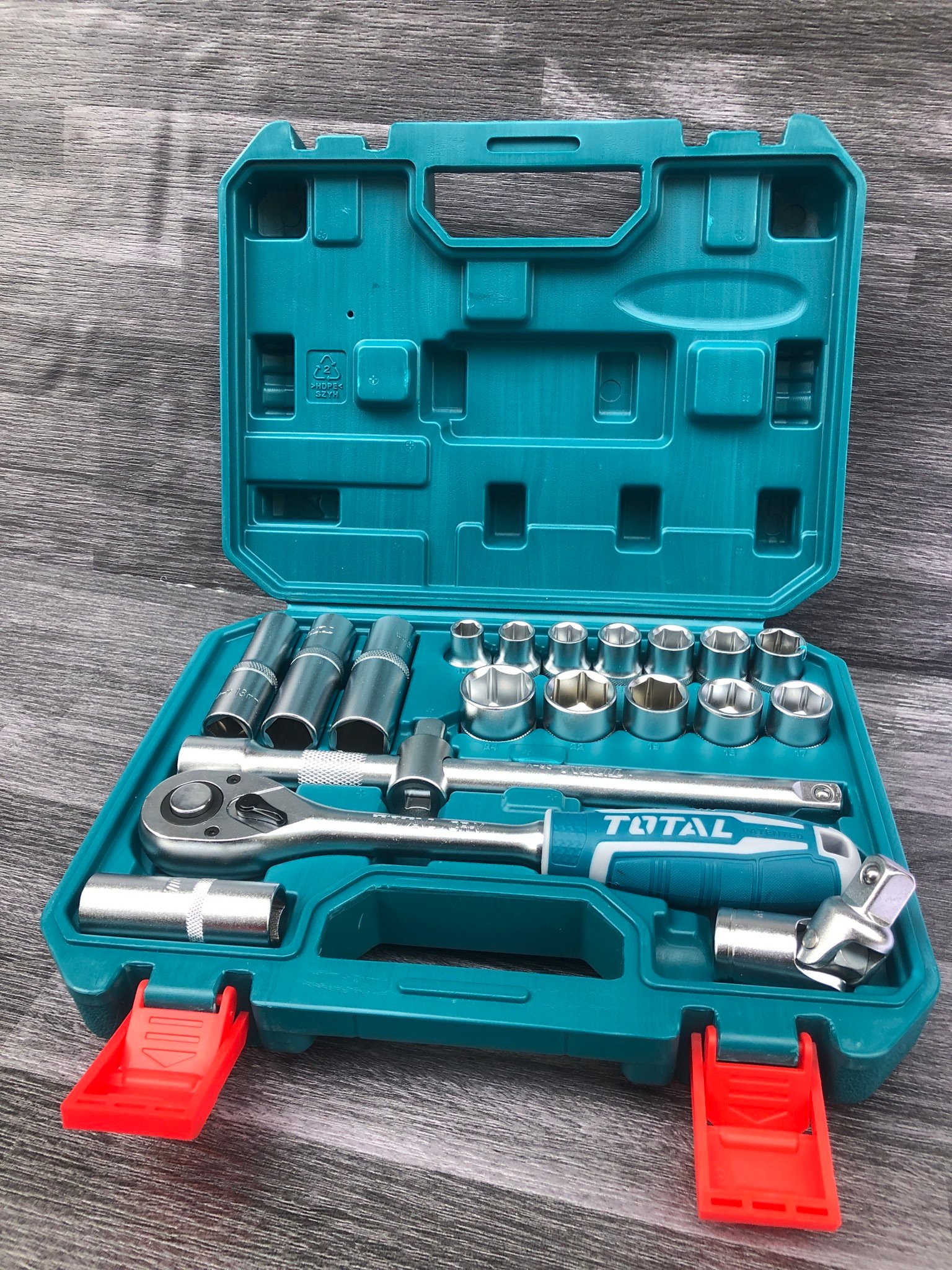 TOTAL THT121201 20 Pcs 1/2" Socket Set | 72-Tooth Ratchet | Cr-V Steel | Metric Sizes | Model: THT121201_img_4