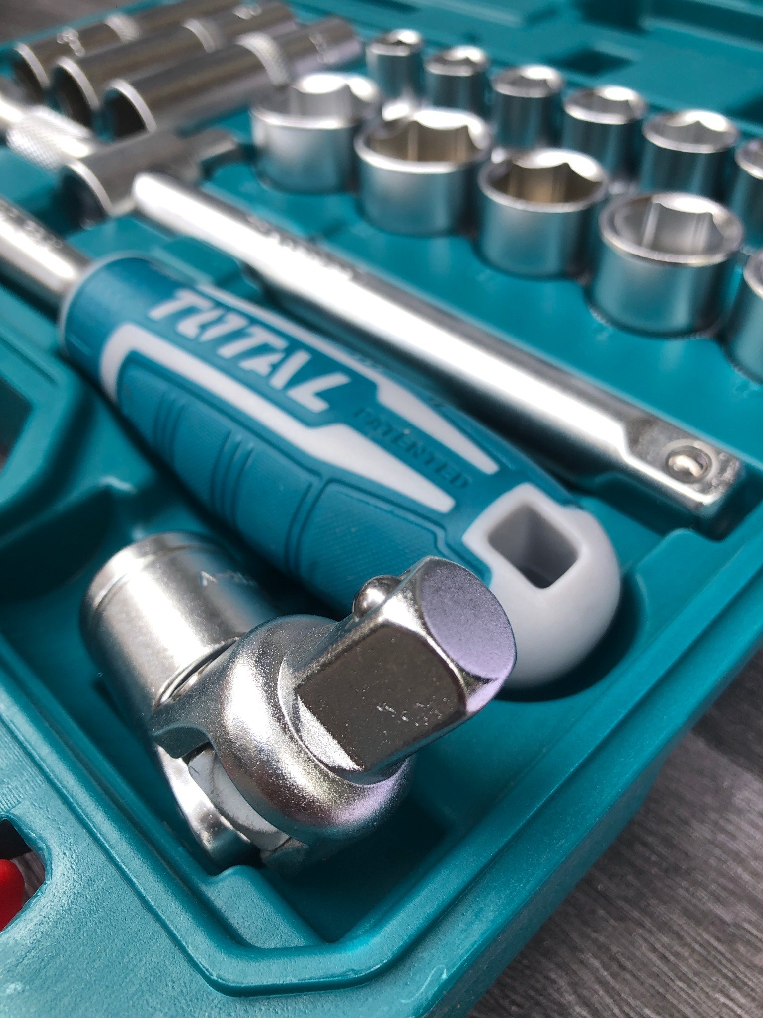 TOTAL THT121201 20 Pcs 1/2" Socket Set | 72-Tooth Ratchet | Cr-V Steel | Metric Sizes | Model: THT121201_img_5