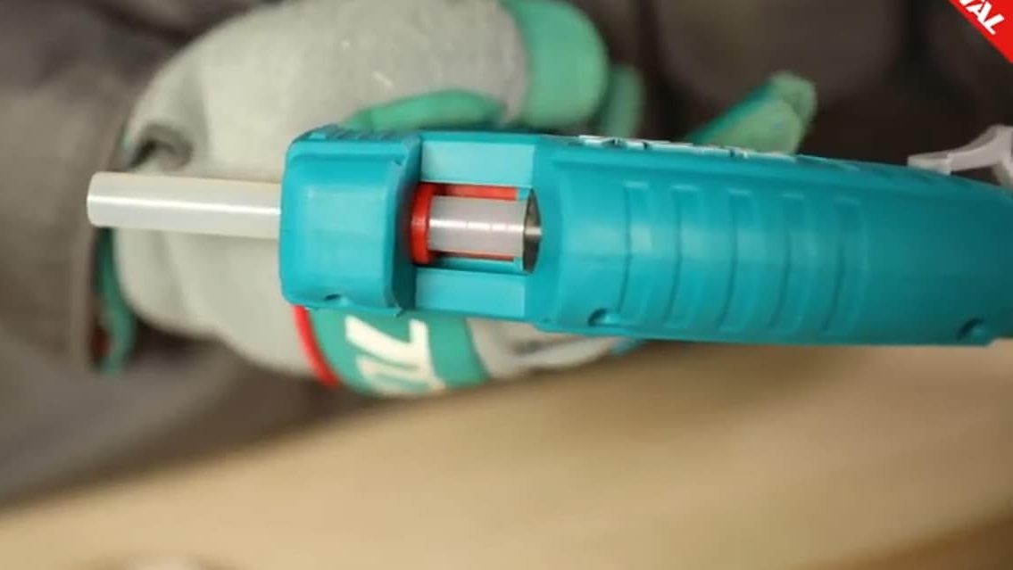 TOTAL TT101116 Glue Gun, 20W (max.100W), 11.2mm Glue Stick, Gluing Capacity 10-15g/min | FREE 2 Glue Sticks | Model: TT101116_img_1