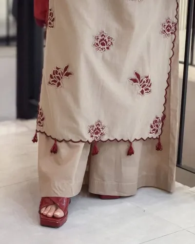 এলিগ্যান্ট  এমব্রয়ডারি থ্রি পিস_img_2