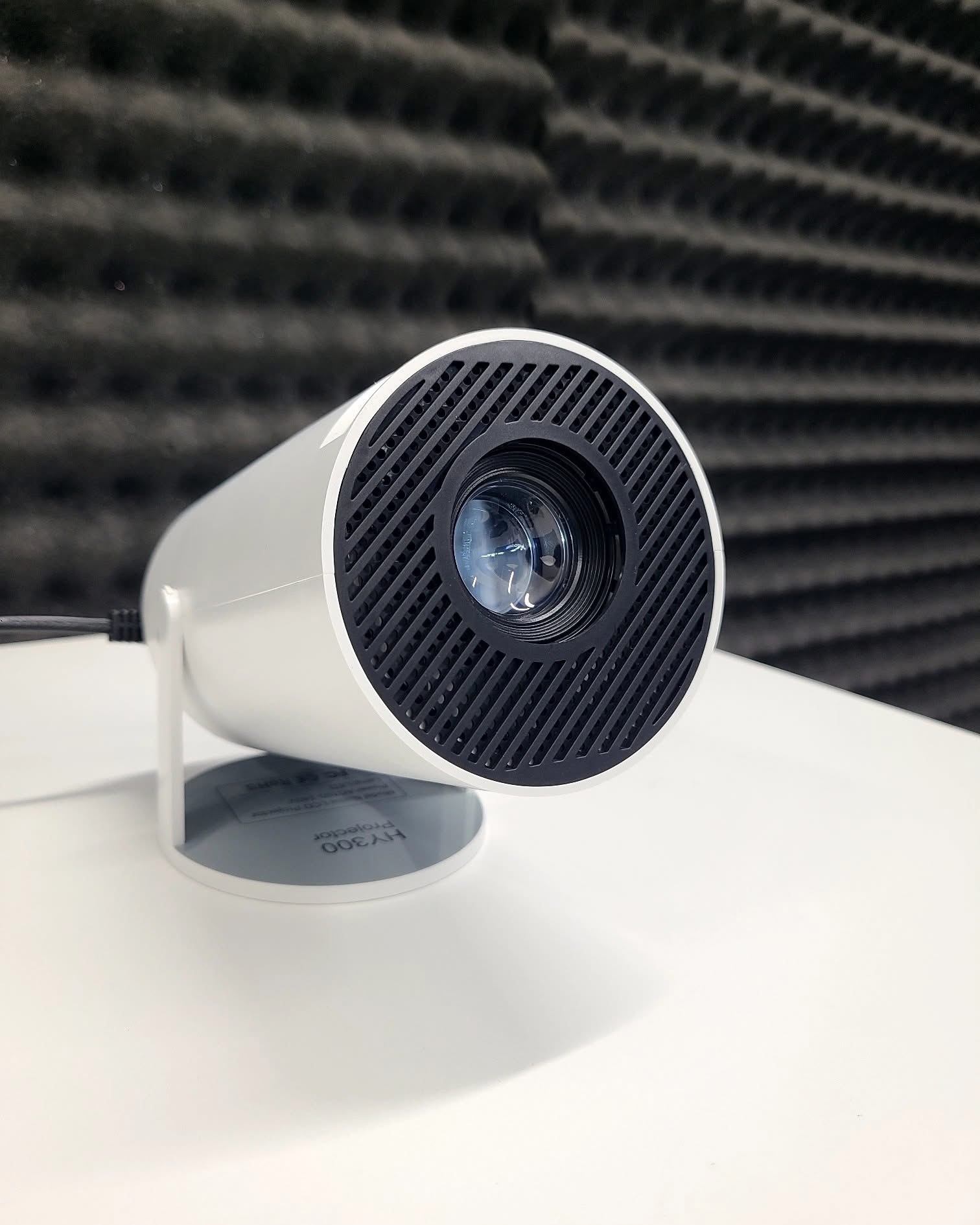 Magcubic HY300 Smart Mini Projector