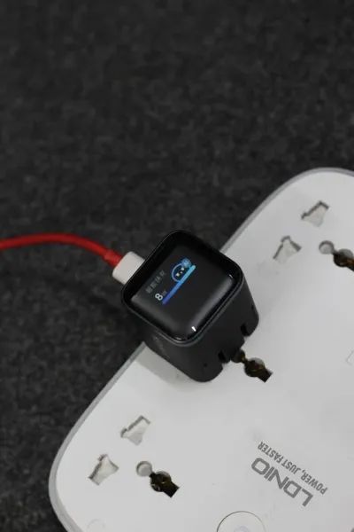 Anker Nano 45W GaN Charger with Display (A121D) â CN_img_1