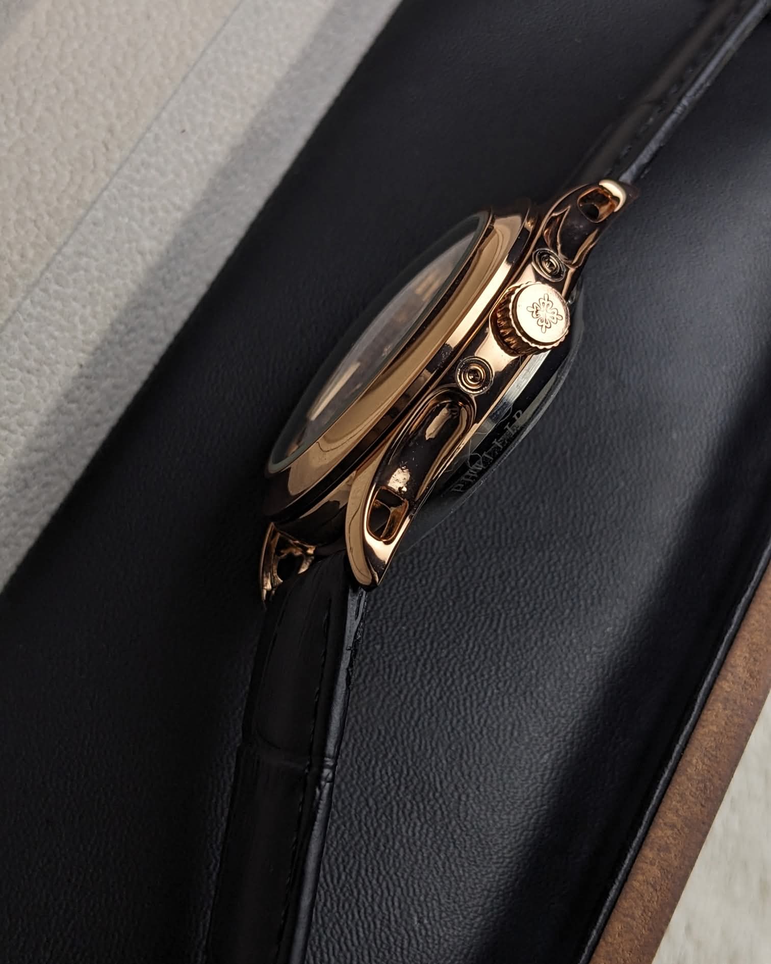 Patek Phillippe Quartz Watch Black Face_img_7