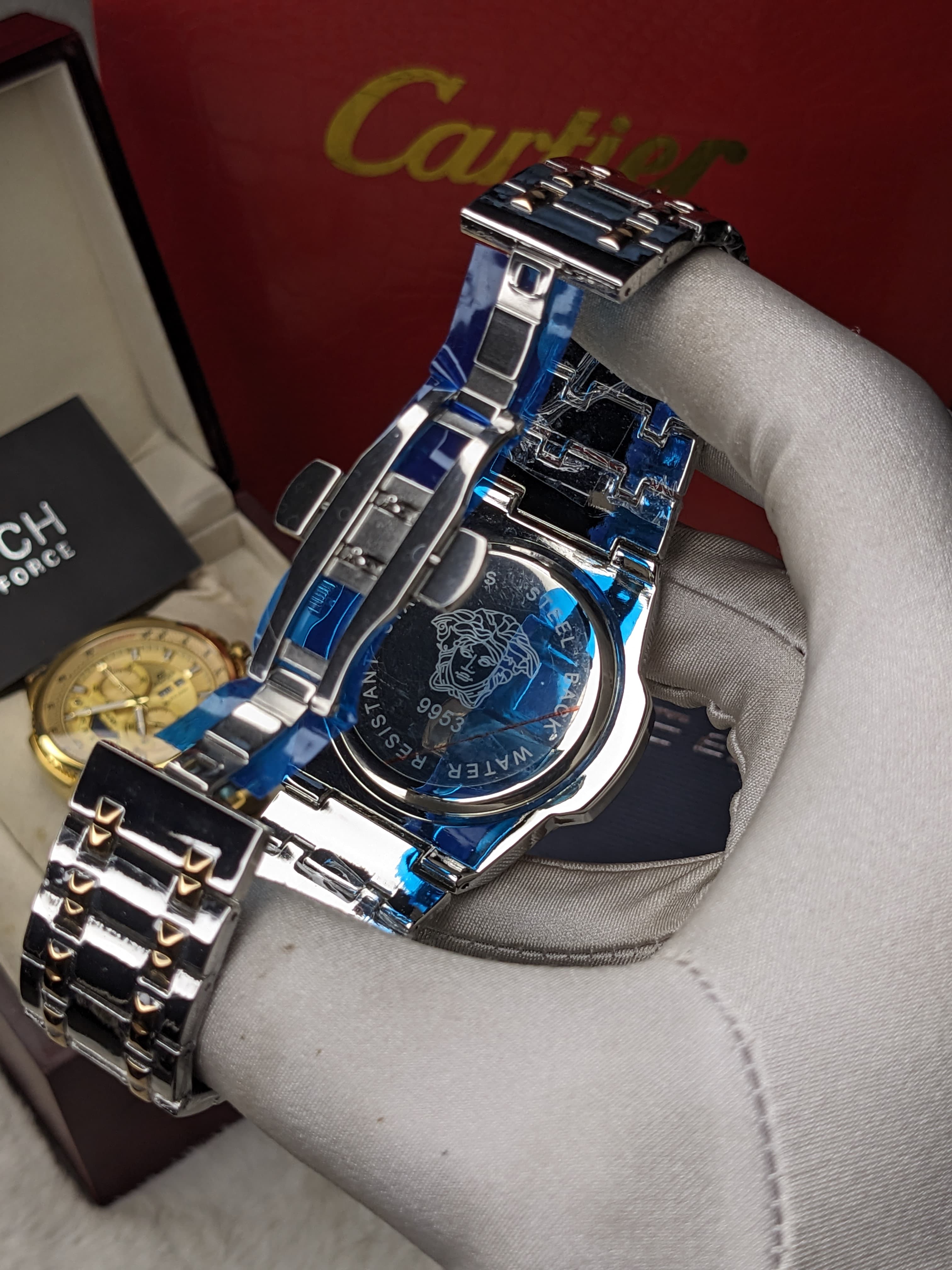 Versace Quartz Watch Silver body Black dial_img_4