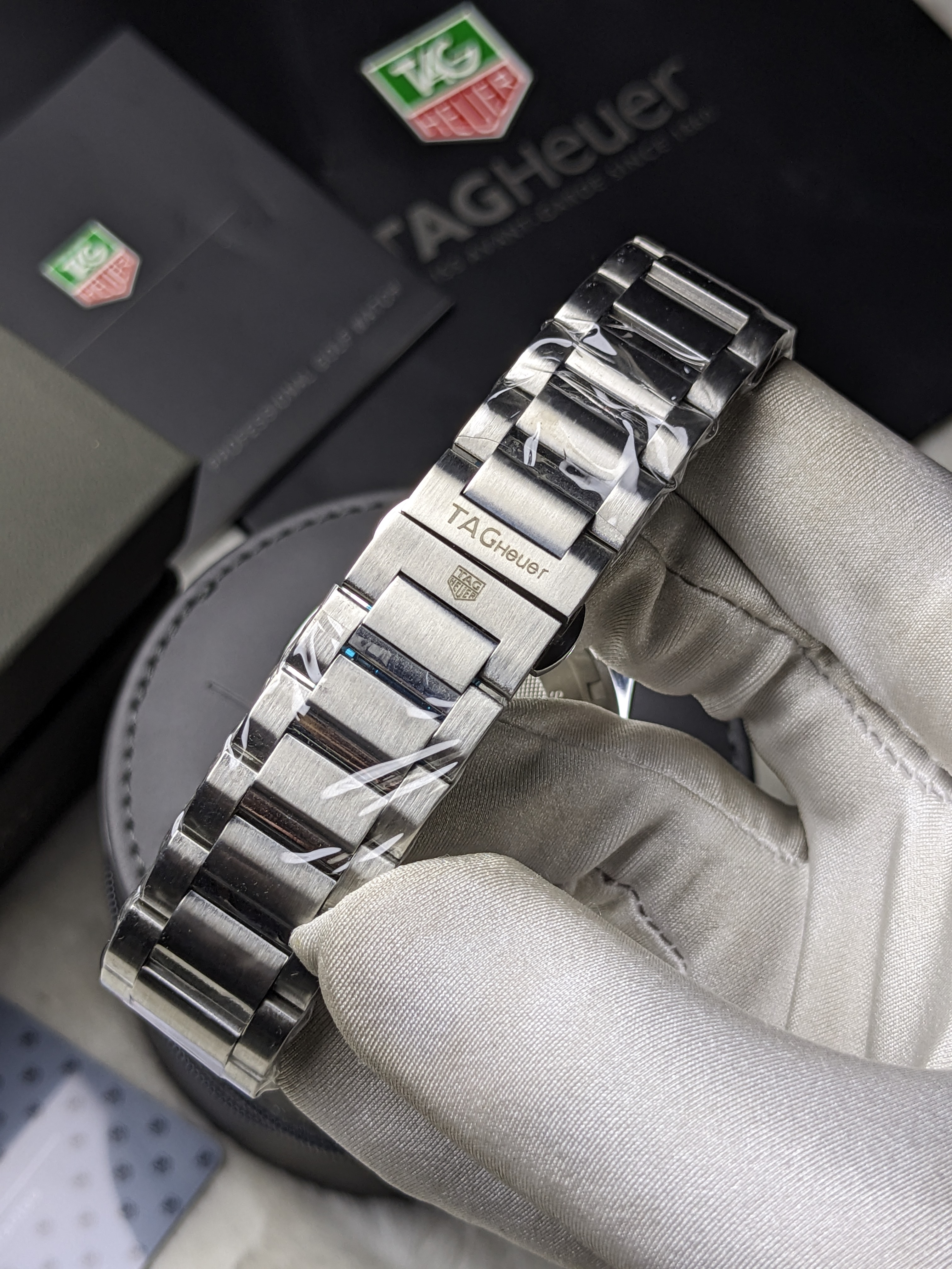Tag Heuer Chronograph Watch Silver (with brandbox)_img_6
