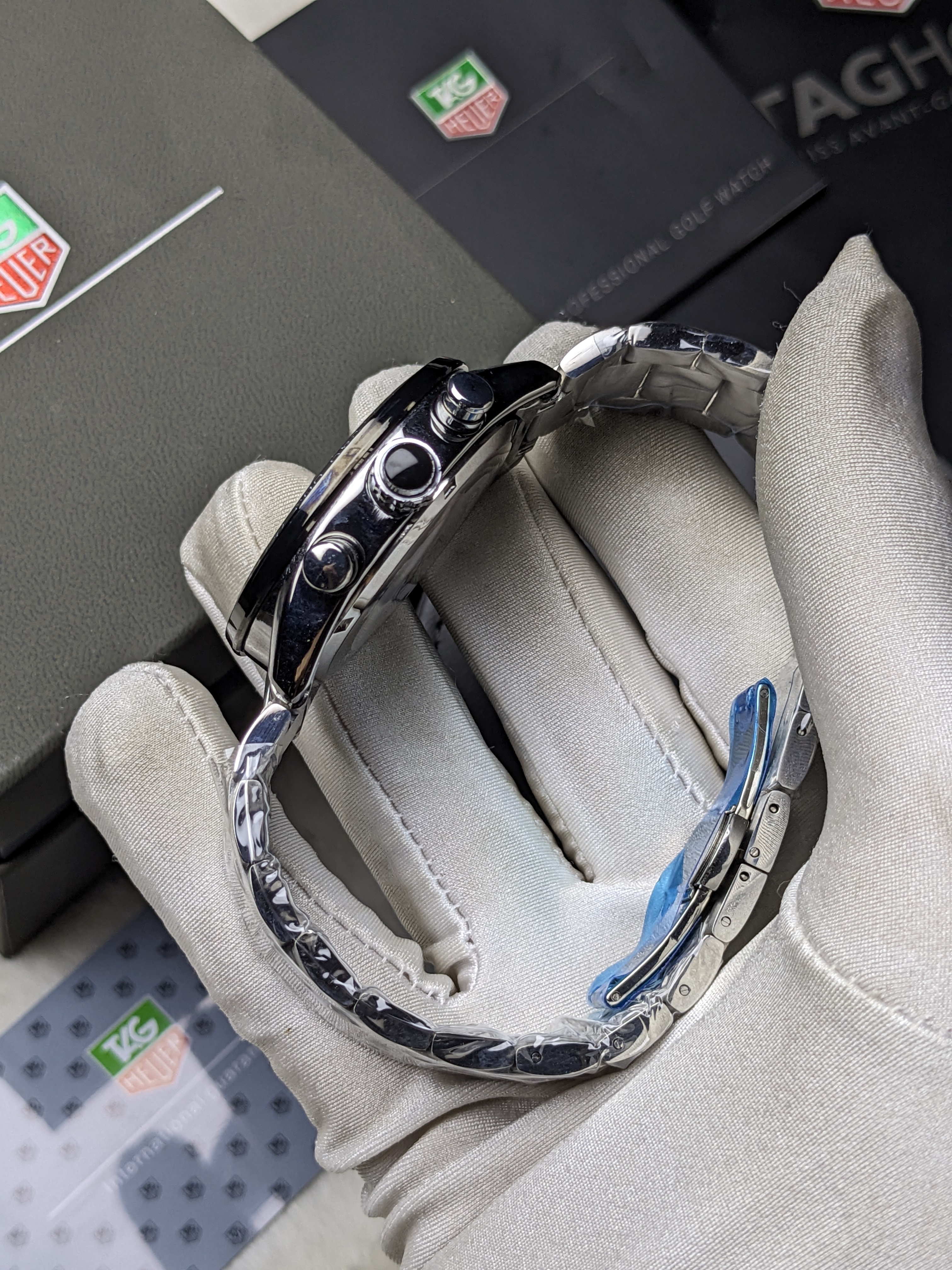 Tag Heuer Chronograph Watch Silver (with brandbox)_img_4