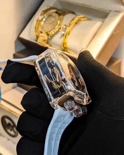Jacob and Co Bugatti Chiron edition Transparent_img_2