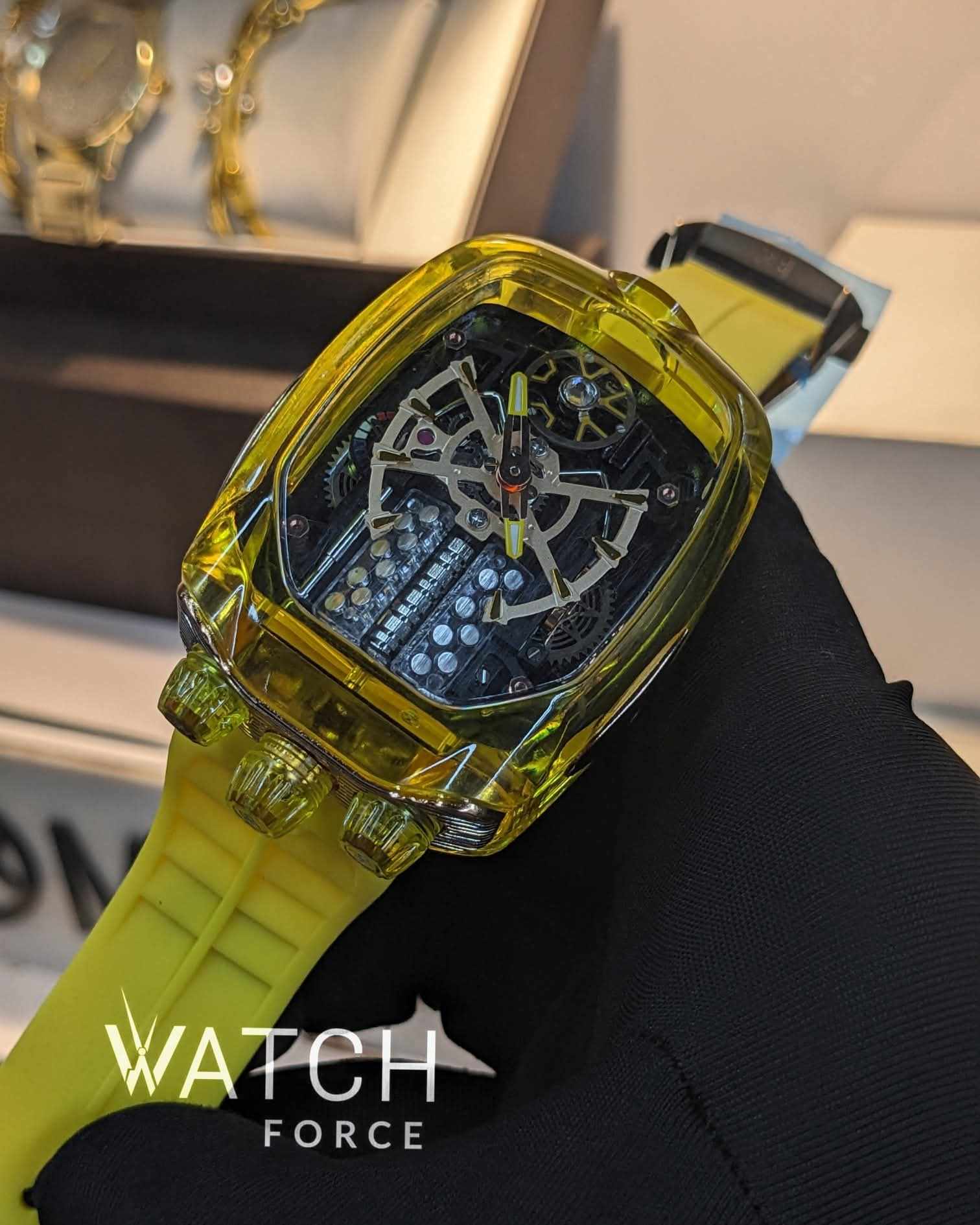 Jacob and Co Bugatti Chiron edition Yellow_img_1