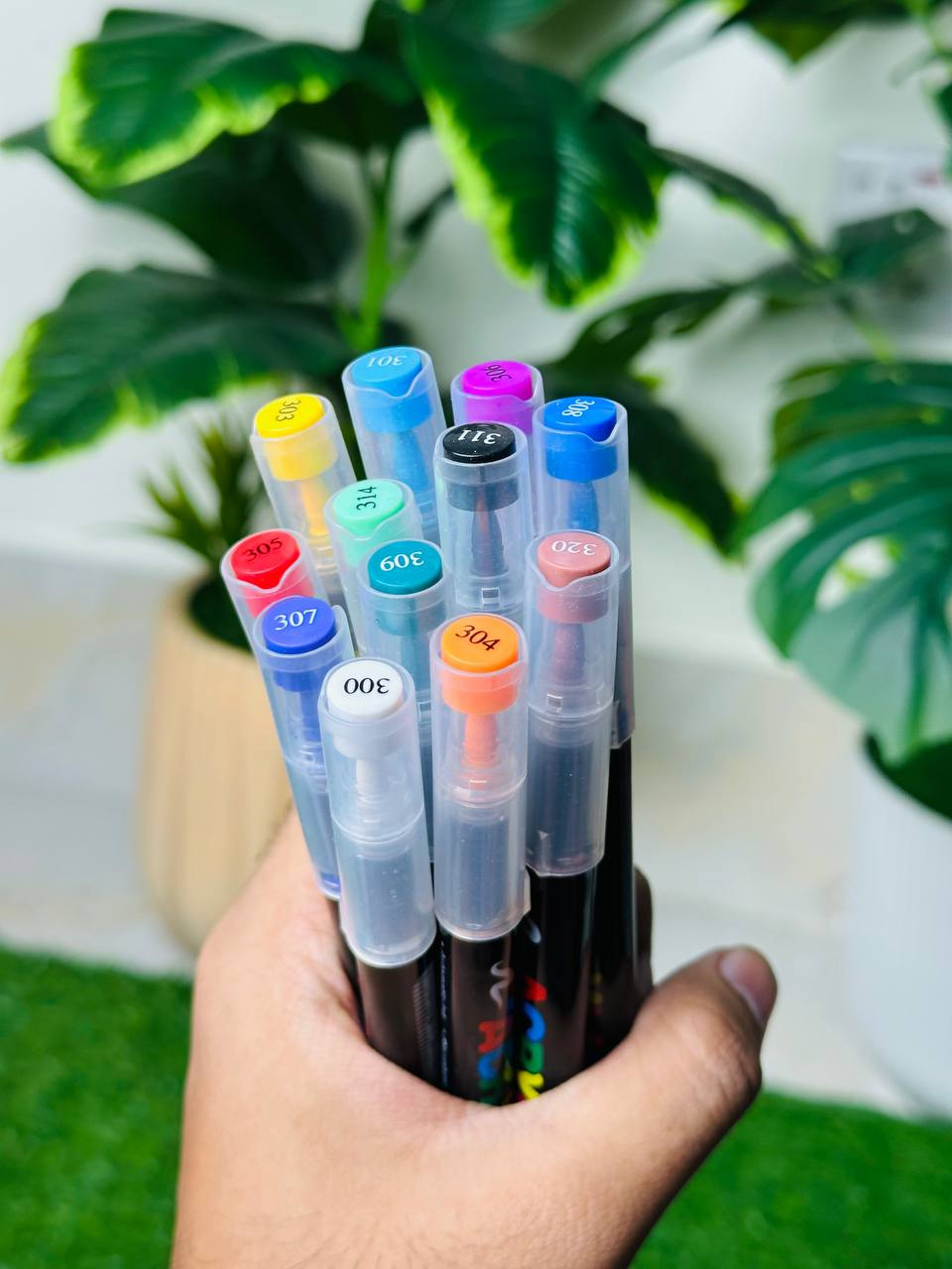 12 Premium Acrylic Brush Pen + One Book (Combo)_img_4