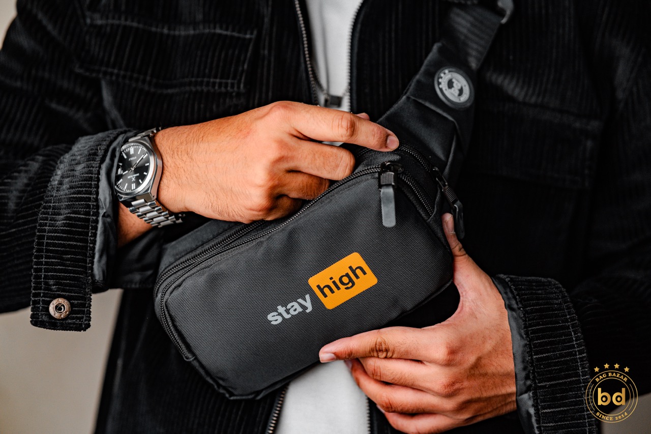 Stay High Fannypack– Bold Statement Design for Modern Thinkers_img_1