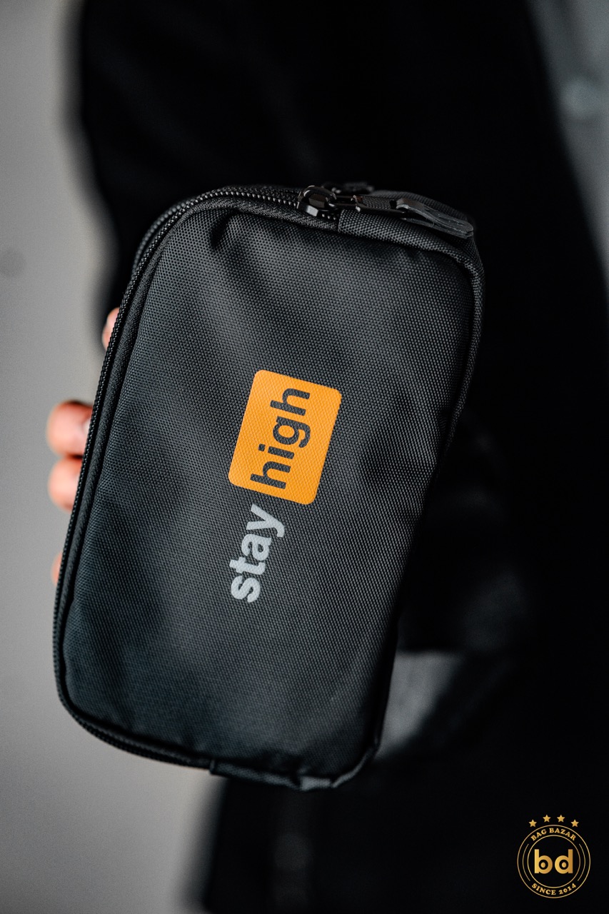 Stay High Fannypack– Bold Statement Design for Modern Thinkers_img_4