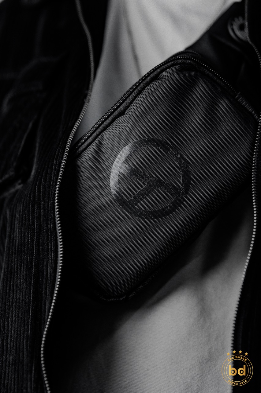 Arbovirus Fannypack (Black)_img_1