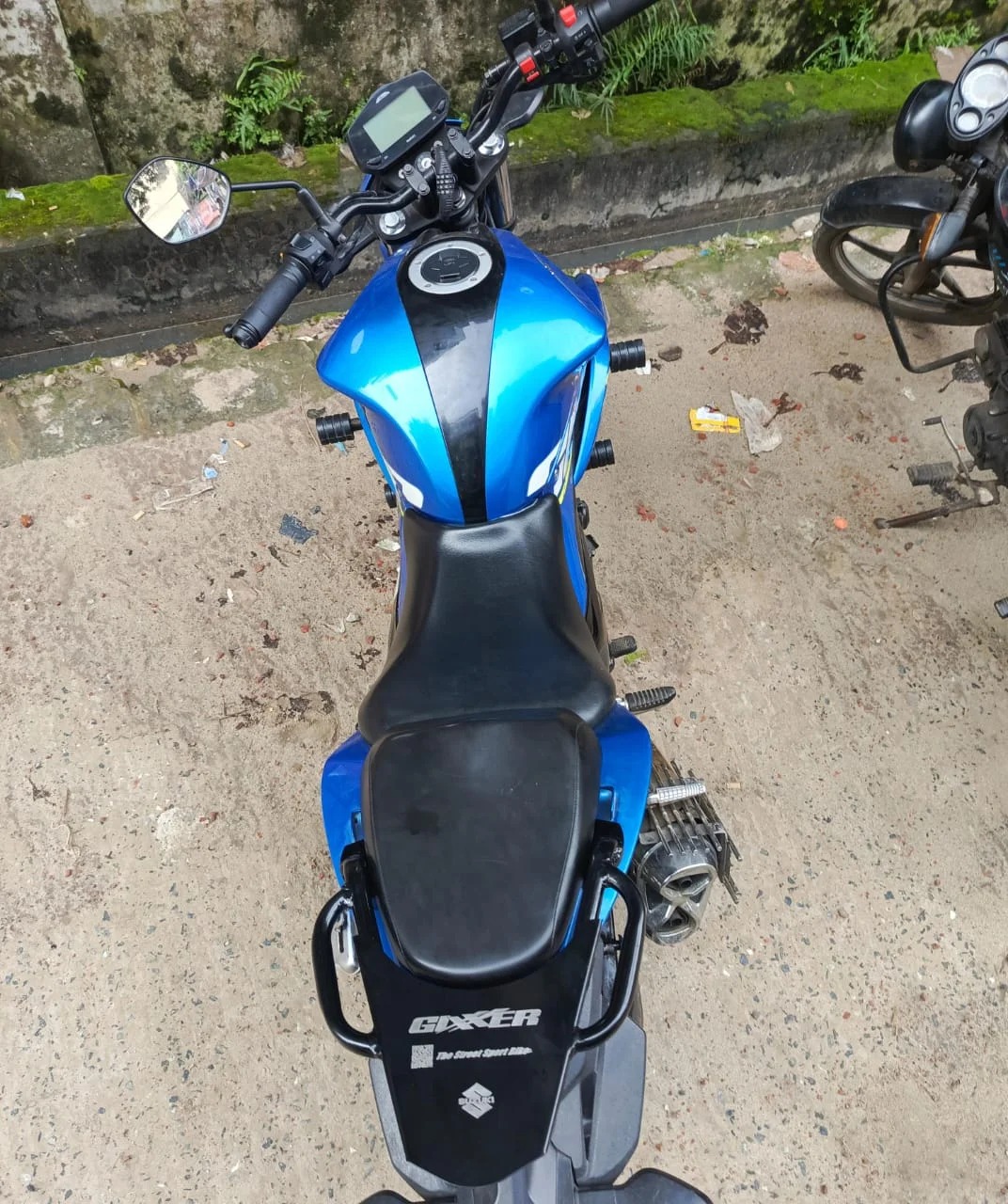 Premium Back Carrier With Handle For Suzuki Gixxer Nacked & Gixxer SF_img_5