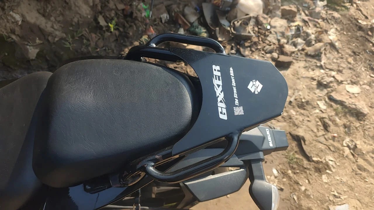 Premium Back Carrier With Handle For Suzuki Gixxer Nacked & Gixxer SF_img_6