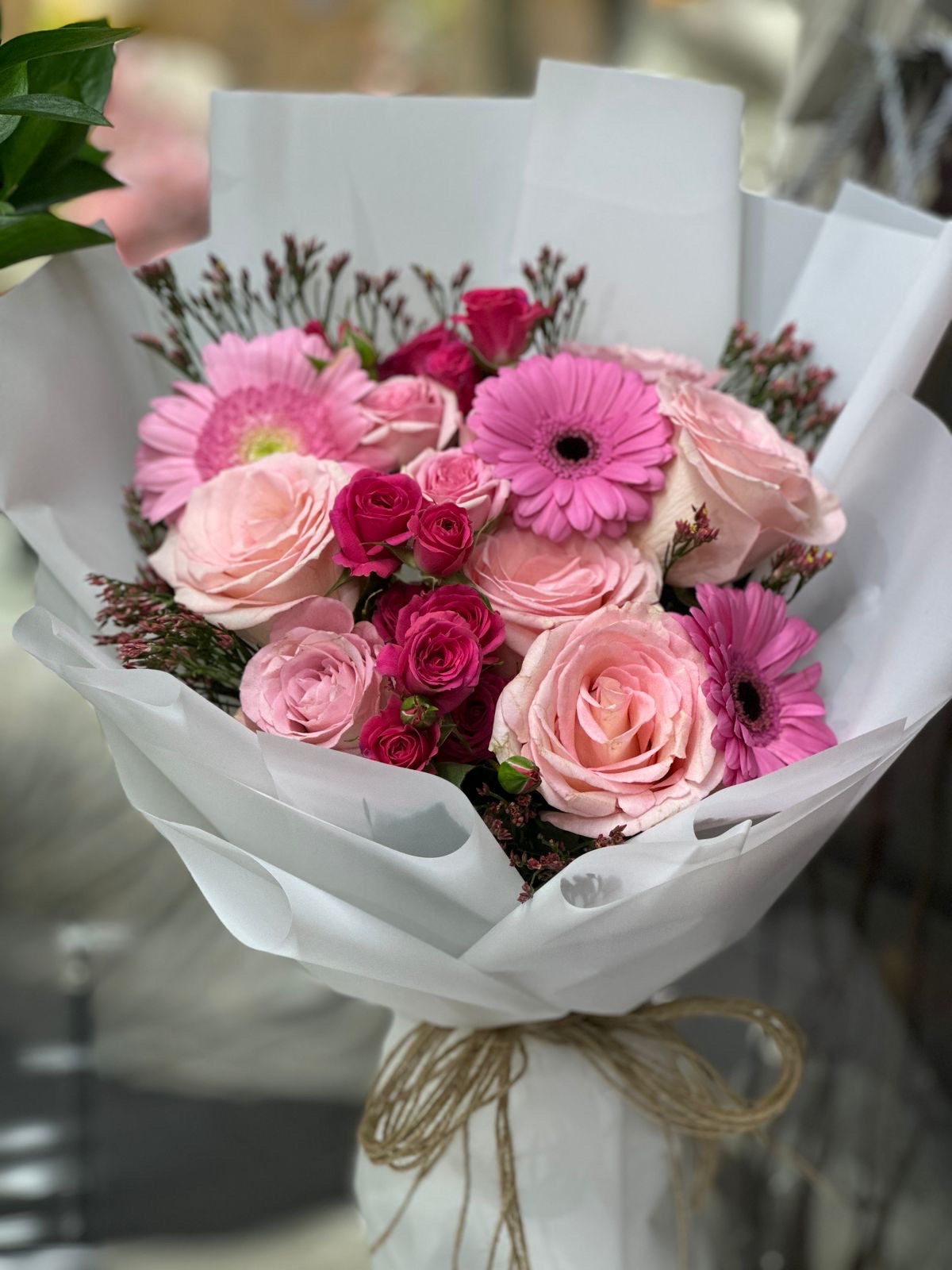 Pink mixmixed hand bouquet
