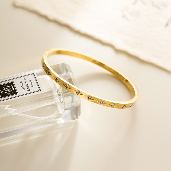 Cross star diamond cuff_img_1