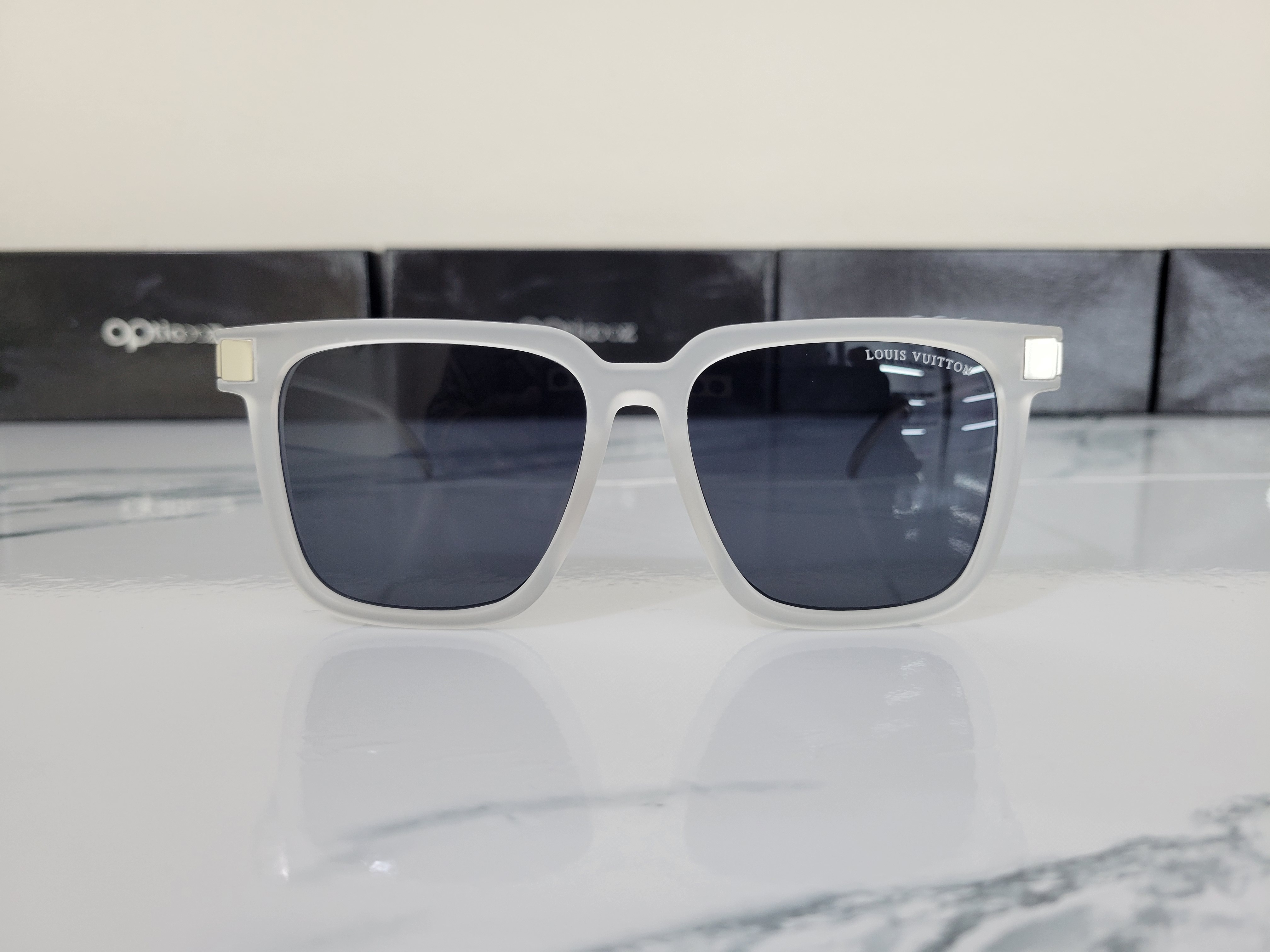 137_ B Oversize Premium Brand Sunglasses_img_2