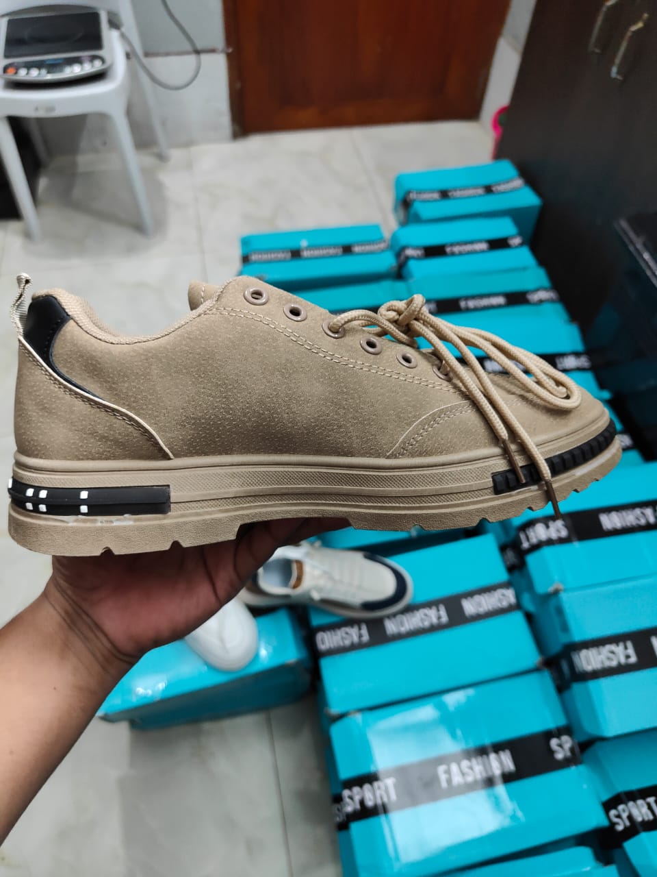 Sneakers_img_2