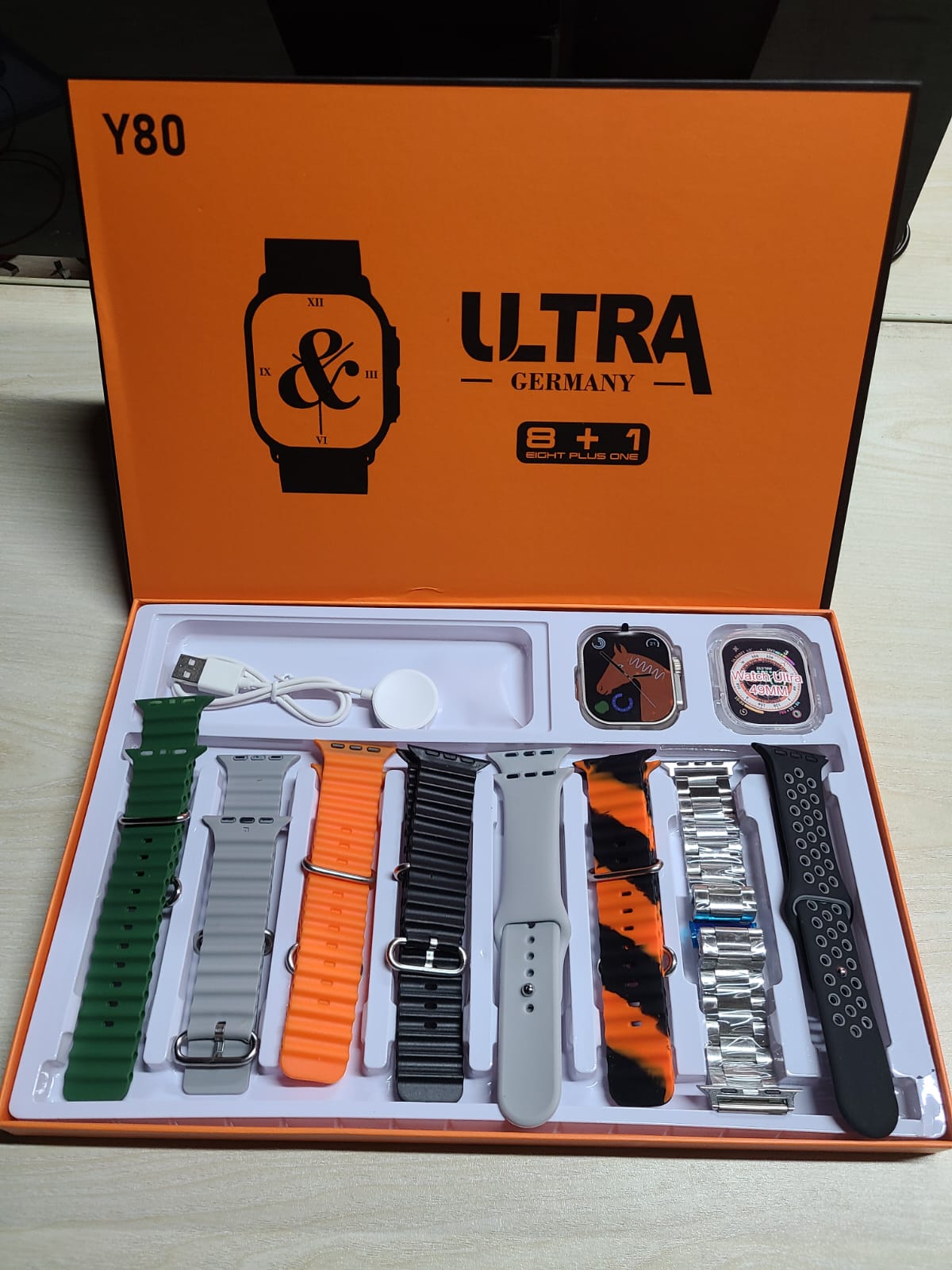 Y80 Ultra Smartwatch With 8 Strap_img_1