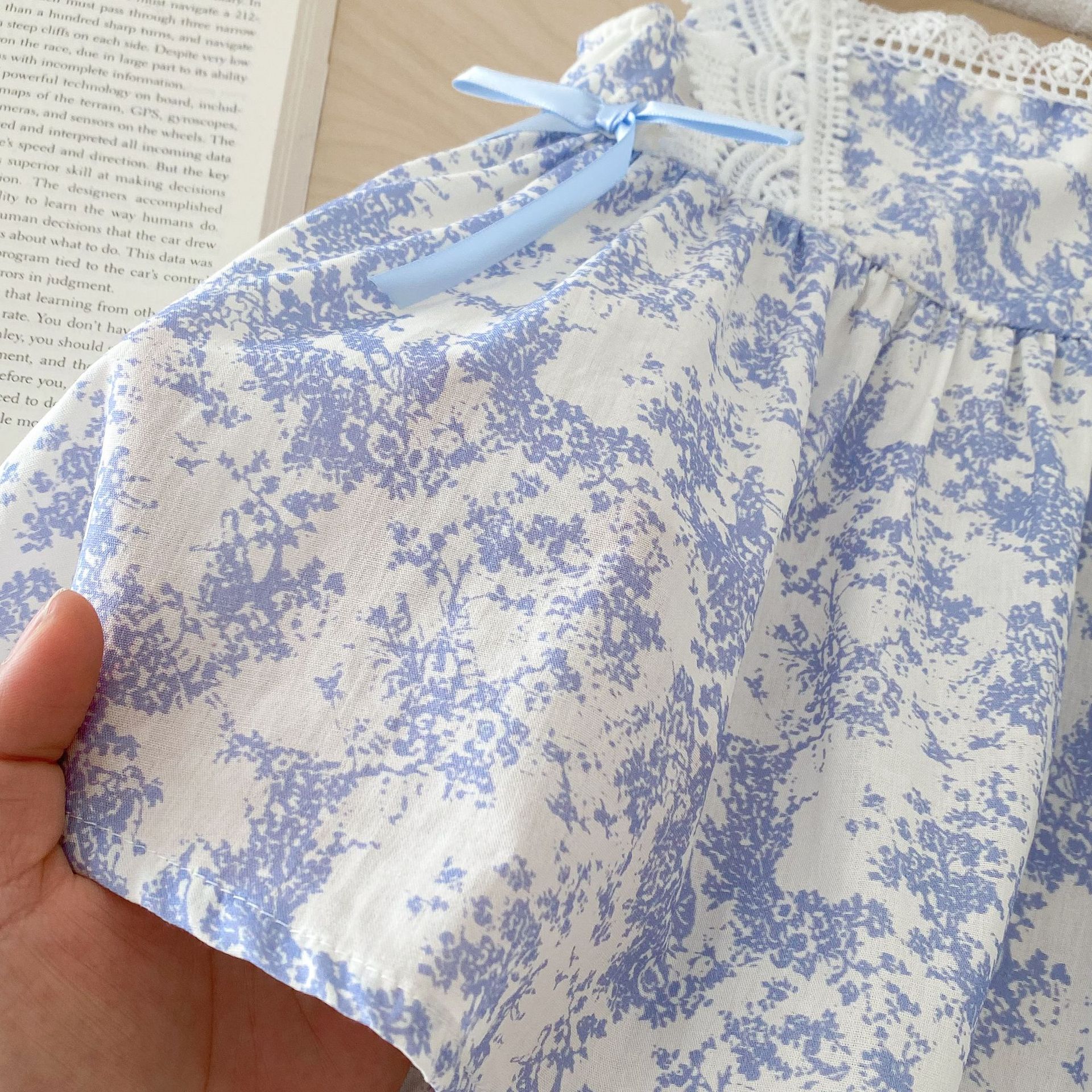 Kids Girls Summer Porcelain Flower Lace Bow Frock Dress (1 to 5 years)_img_5