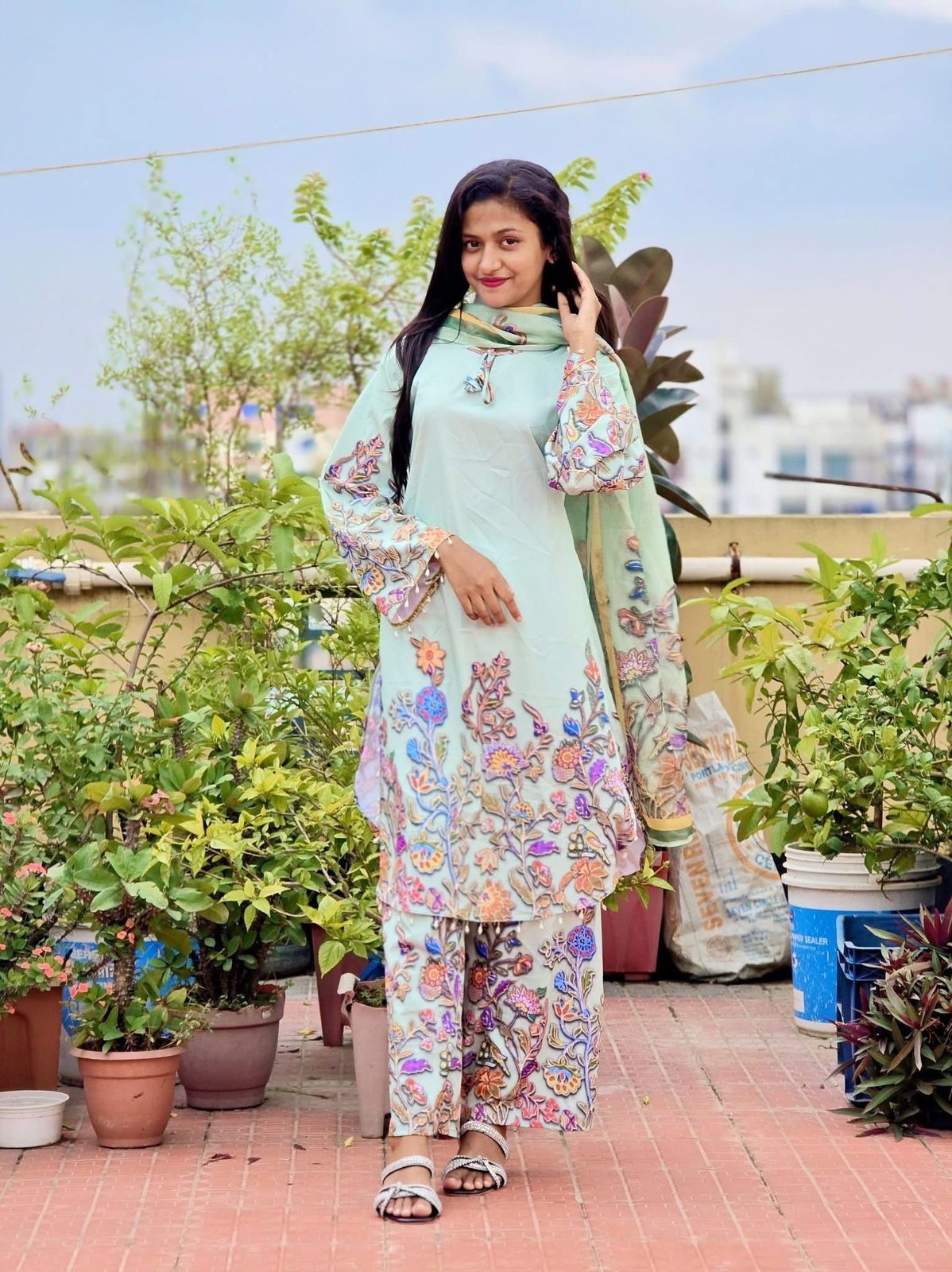 LUXURY PAKISTANI INSPIRED 3 PIECE thumbnail 5