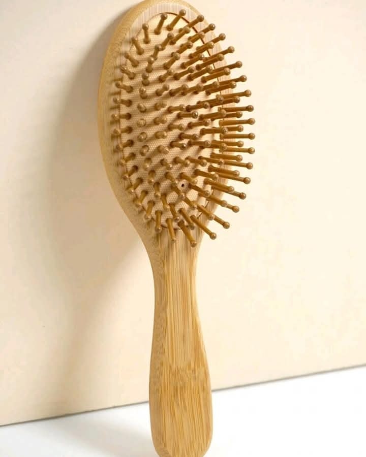 Wooden hair Brush round Shape