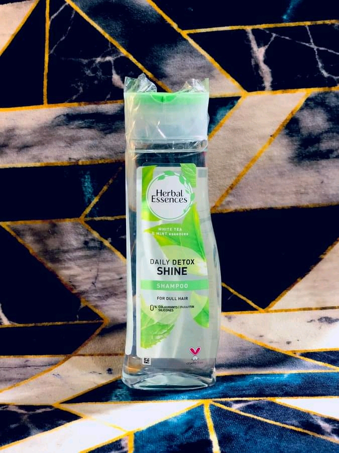 Herbal essence Daily Detox shine shampoo_img_1