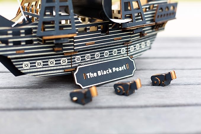 The Black Pearl- Pirates of the Caribbean_img_3