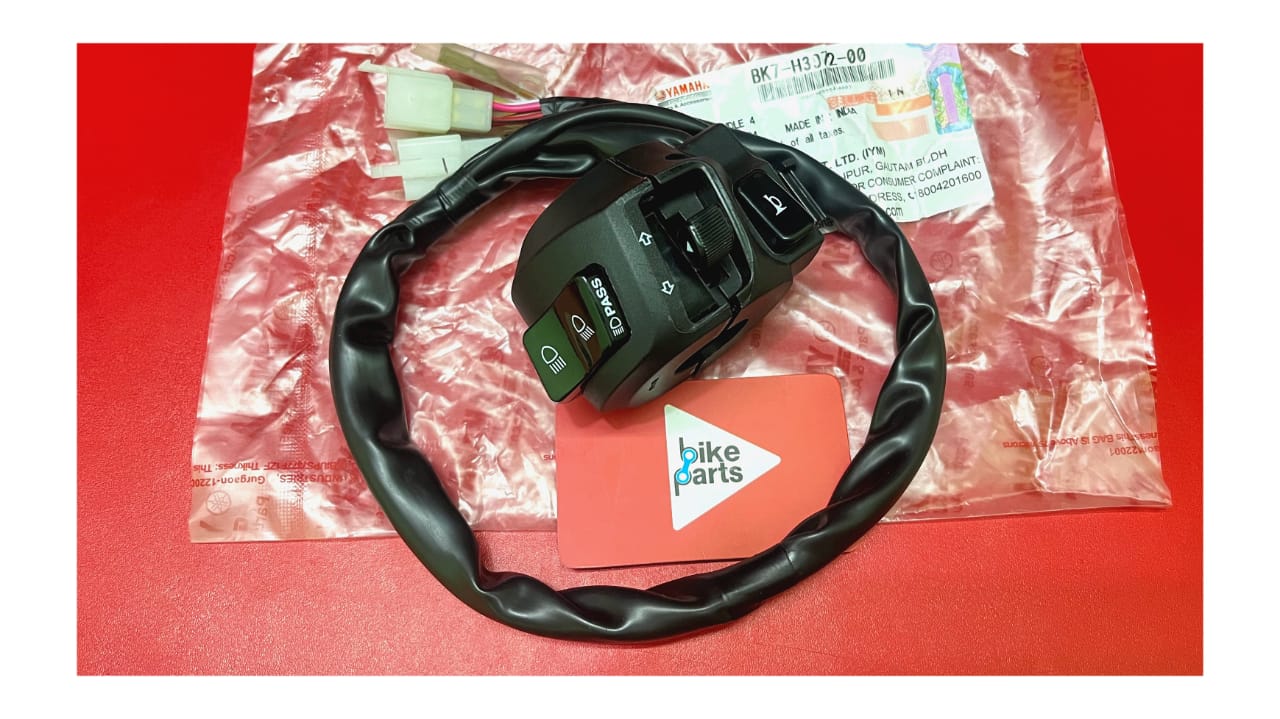 Switch Chapa (LH) For Yamaha R15 V3 Bike. thumbnail 3