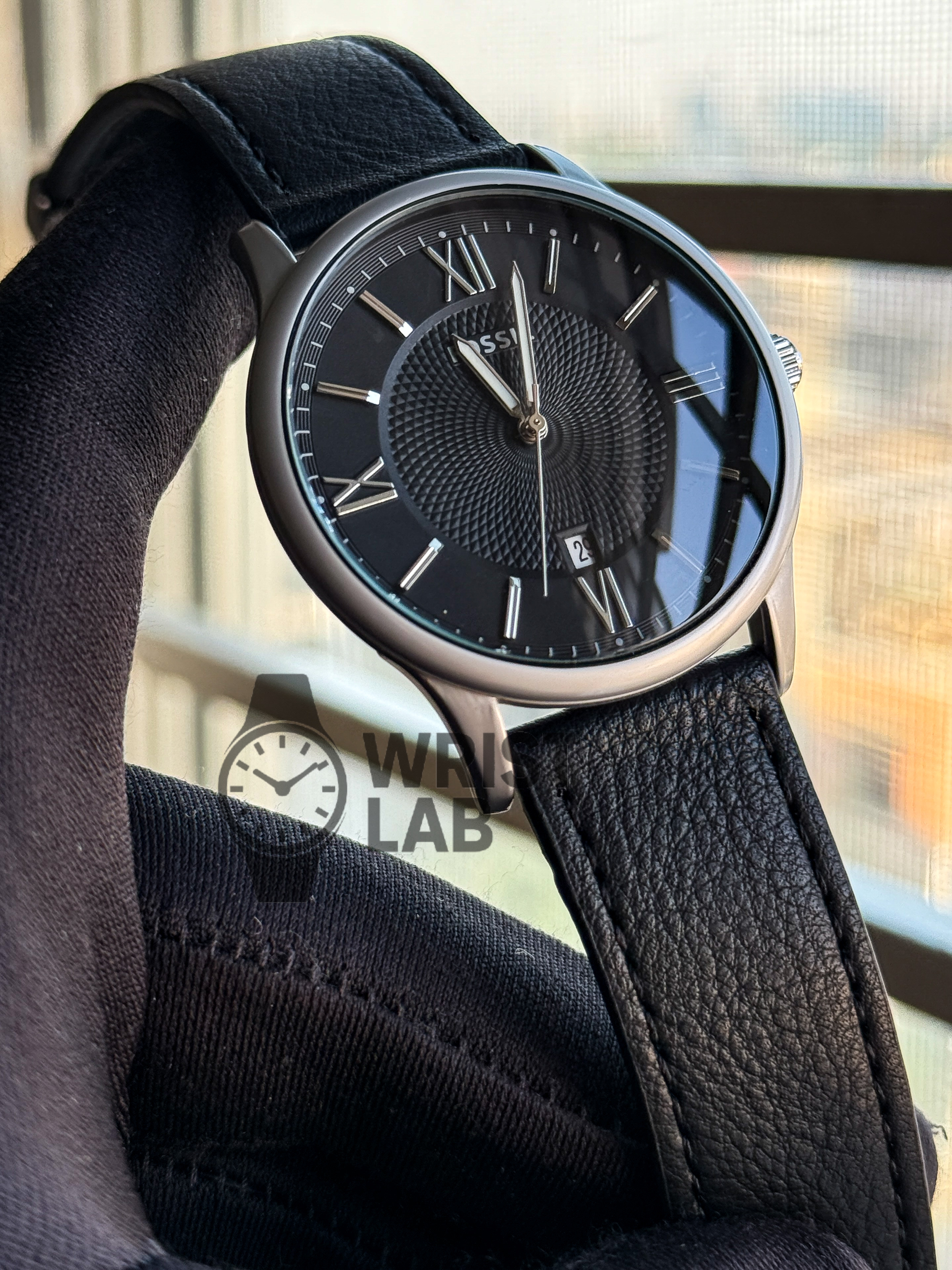 FOSSIL DATE SILVER CASE BLACK DIAL BLACK LEATHER_img_0