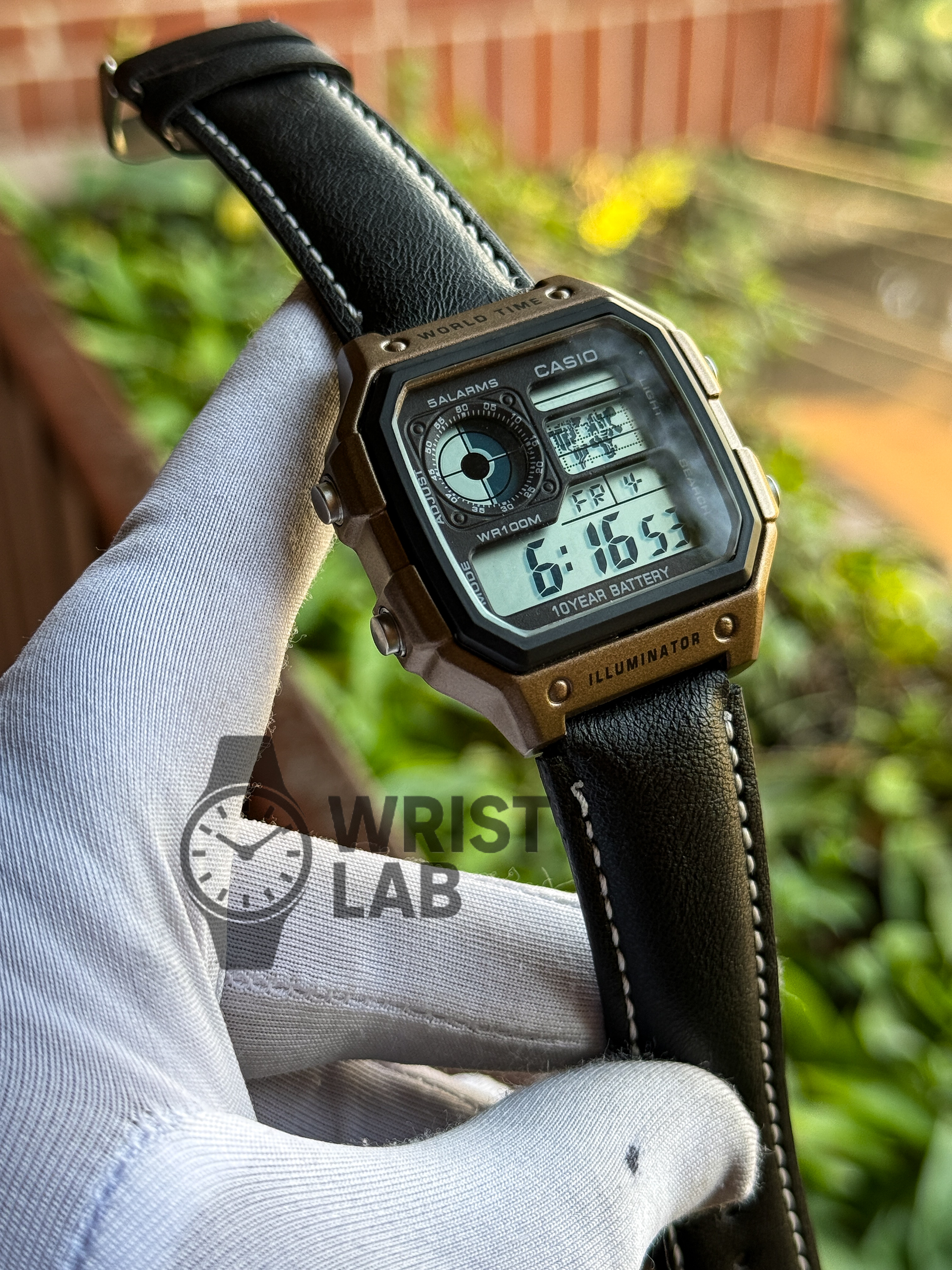 CASIO ROYALE BLACK LEATHER BRONZE CASE_img_0