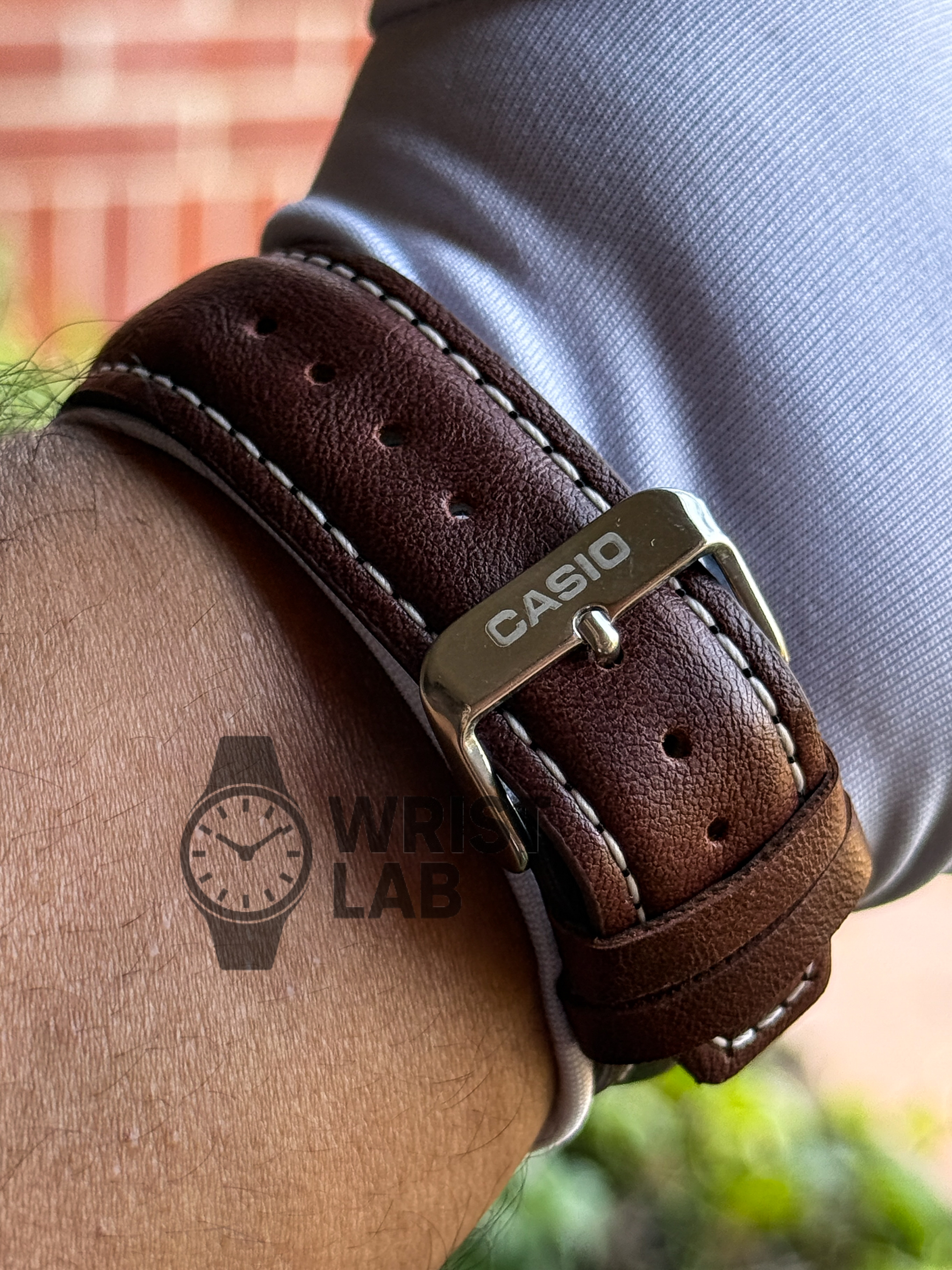 CASIO ROYALE BROWN LEATHER BRONZE CASE_img_4
