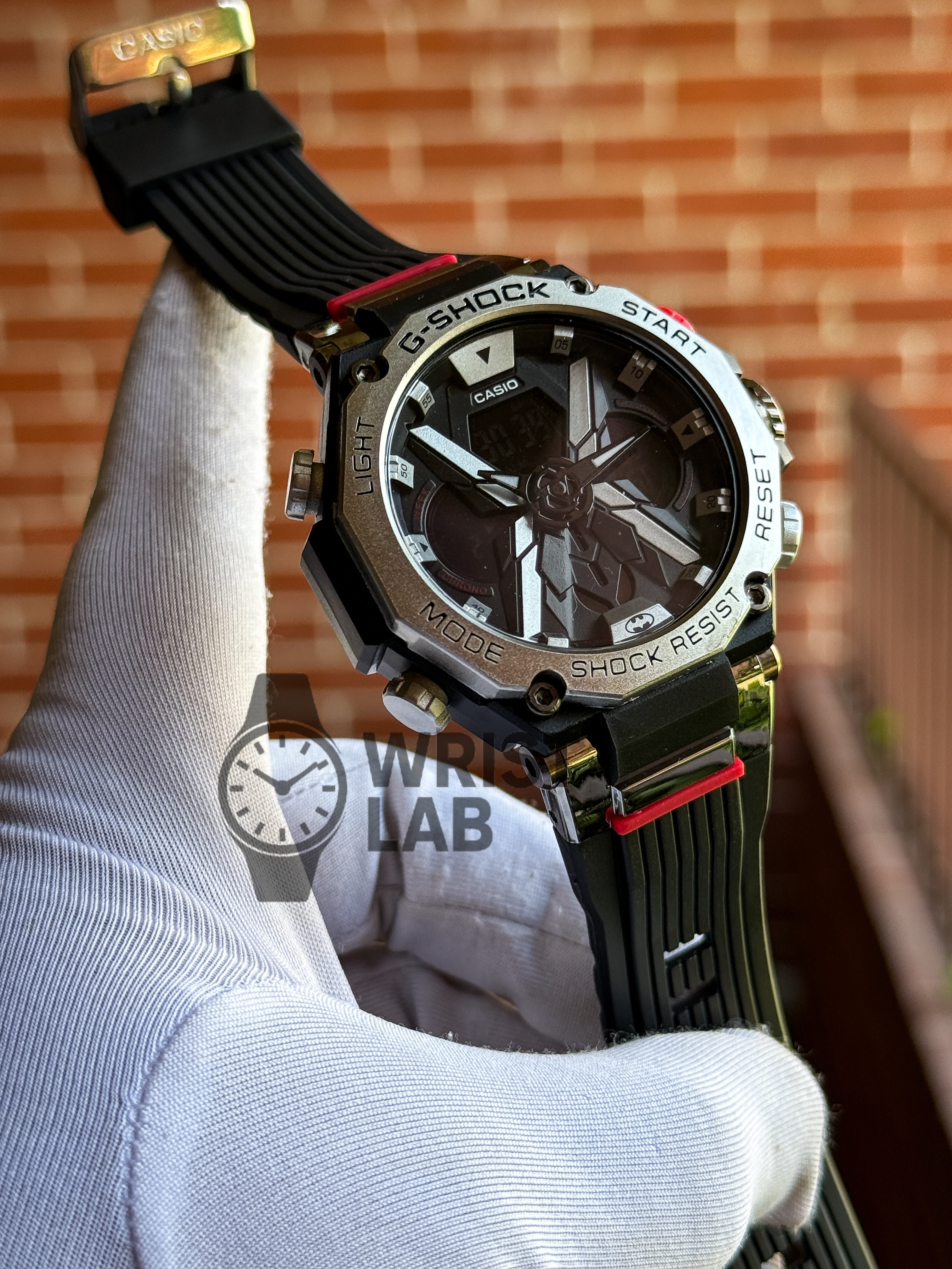 GSHOCK BATMAN EDITION SILVER_img_0