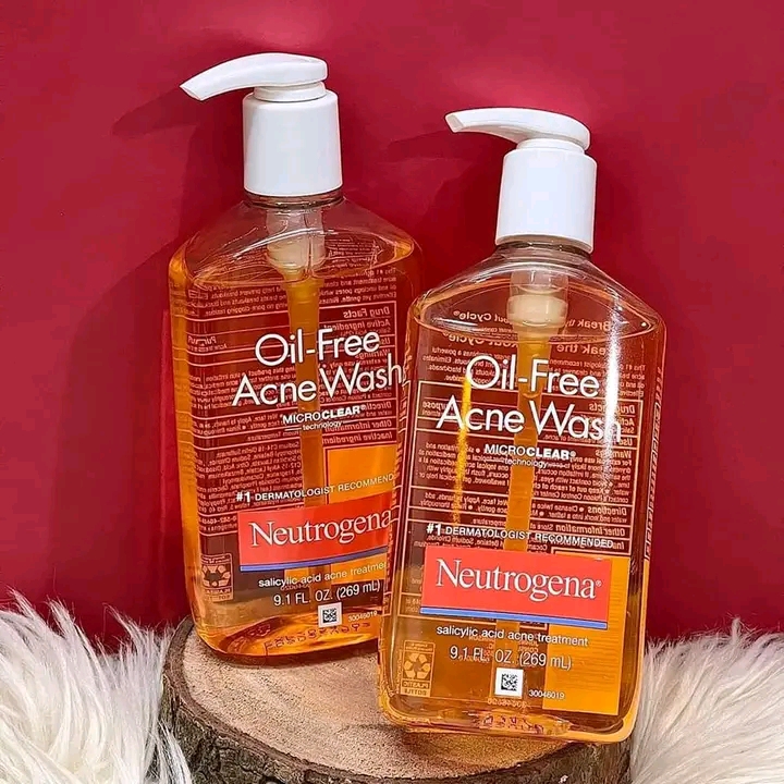 Neutrogena Oil Free Acne Wash (269ml)