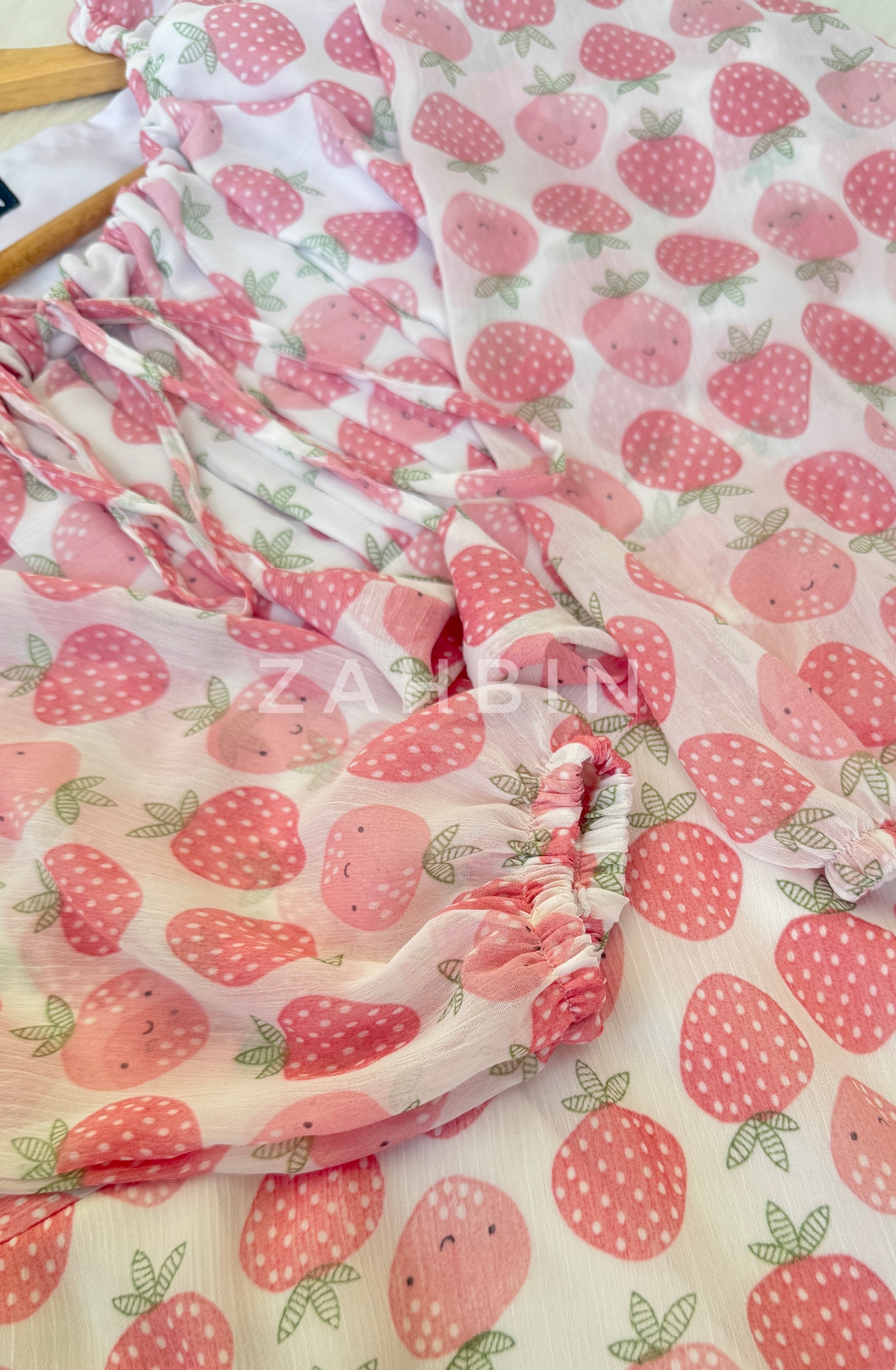 Strawberry Gown🍓_img_1
