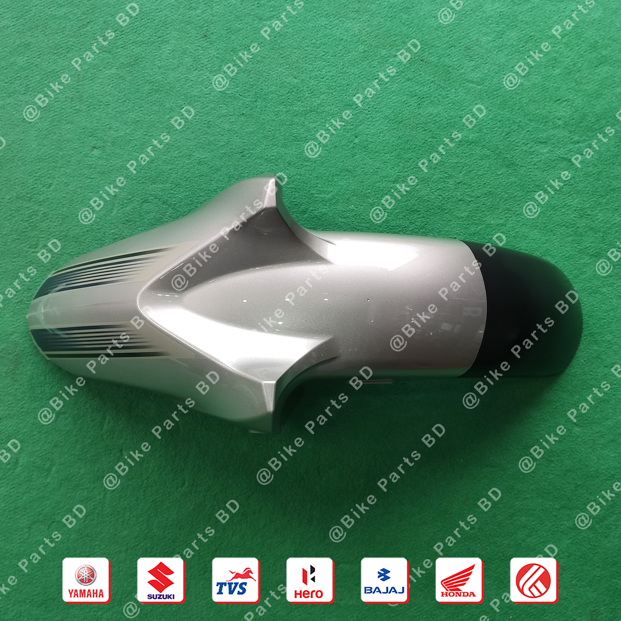 Mudguard (Silver) for Yamaha FZS V1 & Fazer V1 bike.
