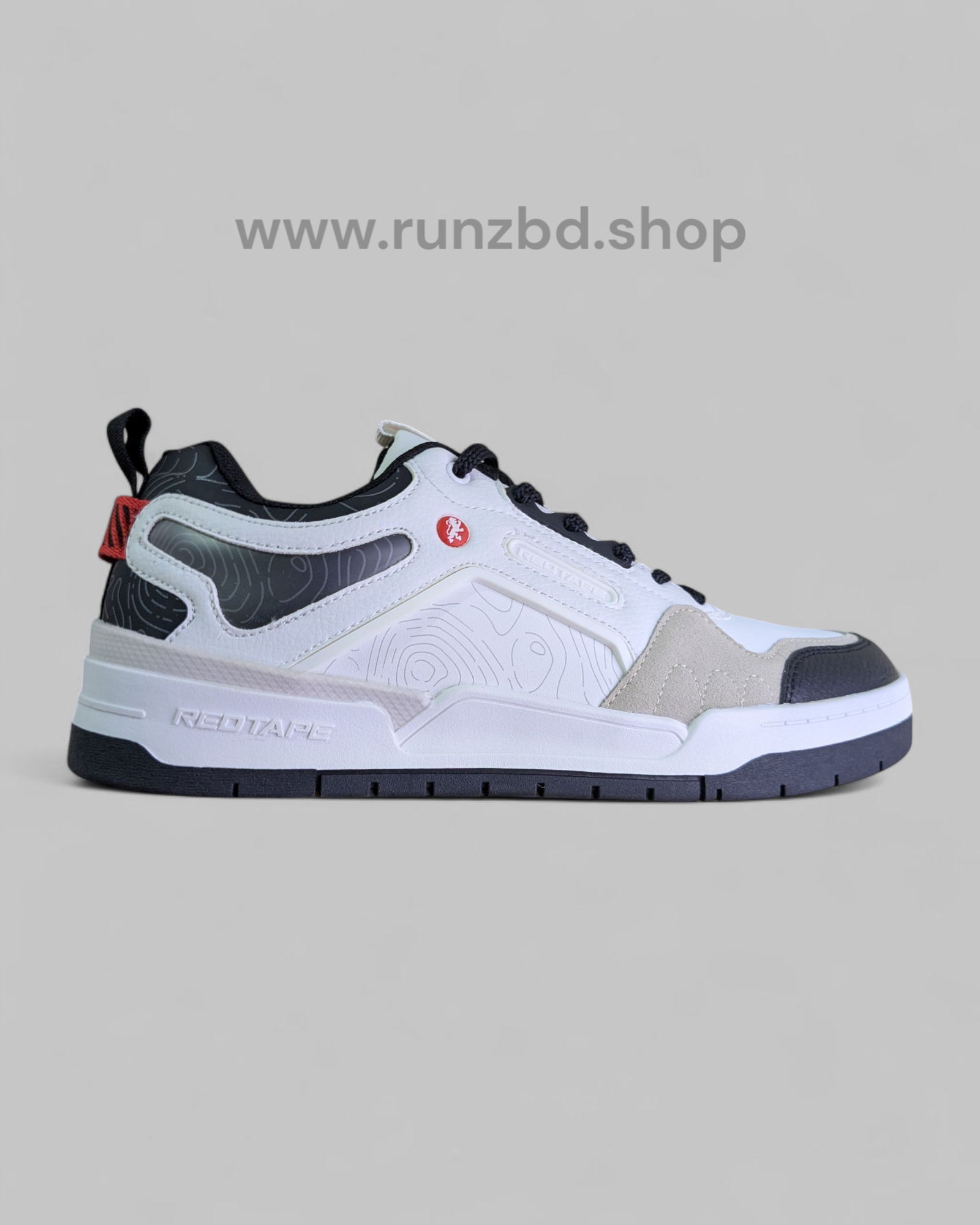 RedTape Original Sneakers Black/White (size 43 only)_img_0