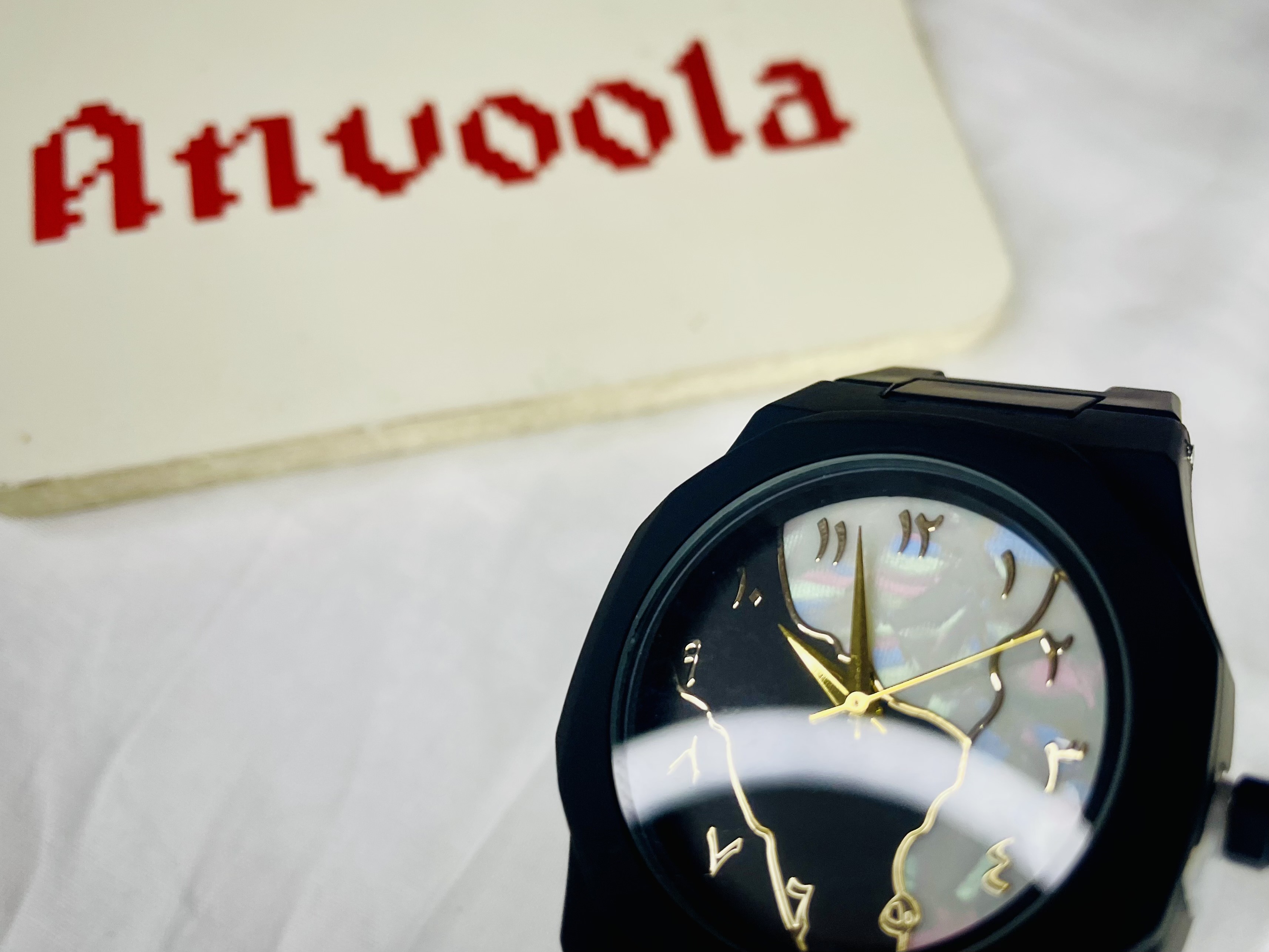 Arabic White & Black Aura Watch thumbnail 2