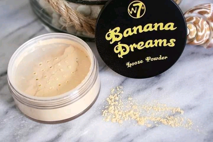 W7 Banana Dreams loose powder